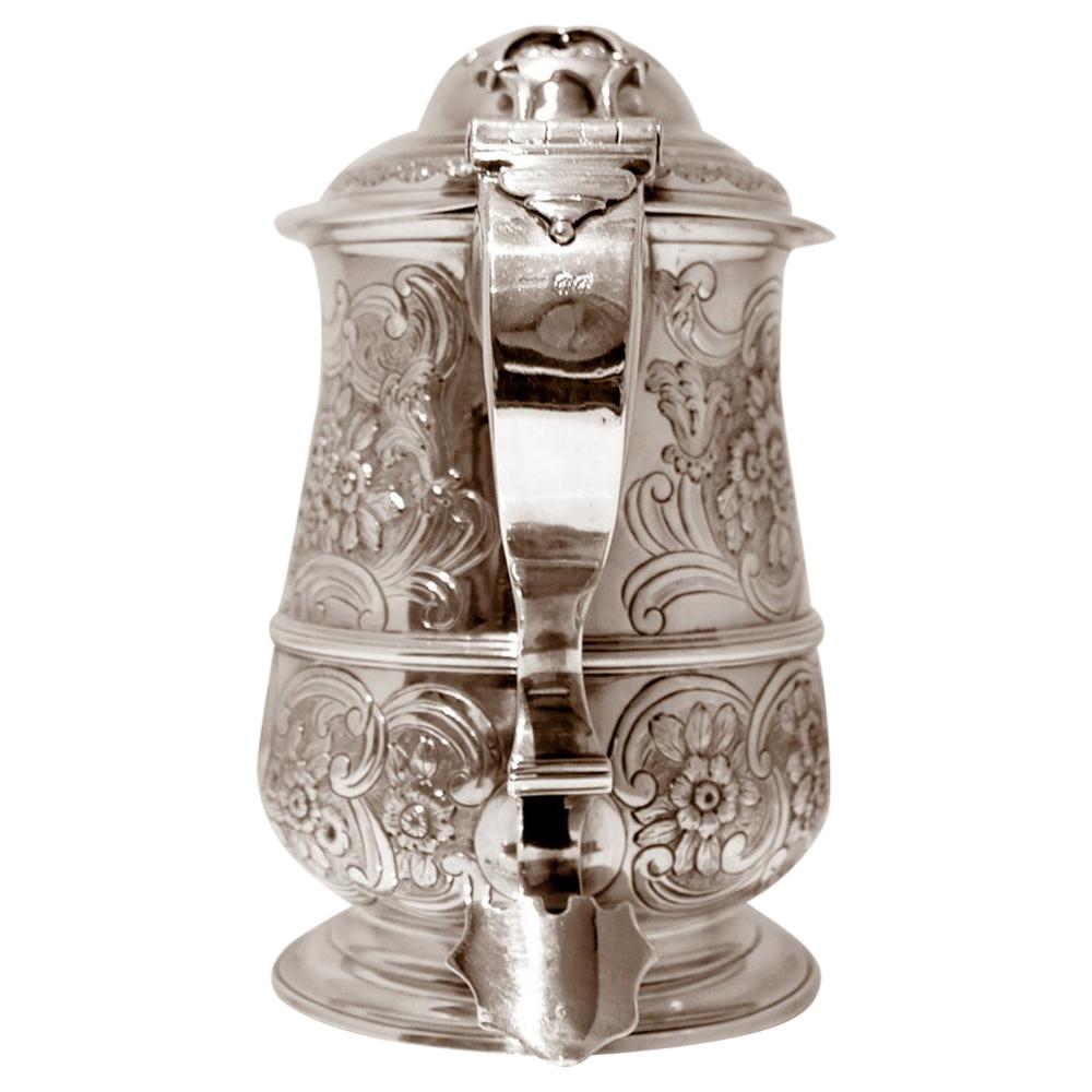 Mid-18th Century Antique George II Sterling Silver Lidded Tankard London 1746 For Sale
