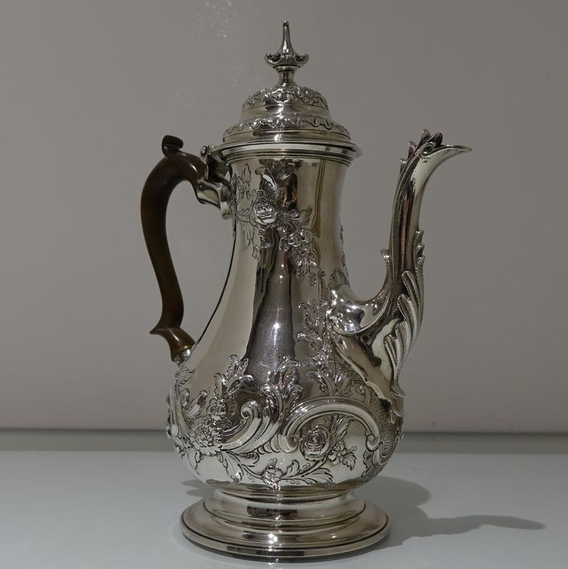 Mid-18th Century Antique George III Sterling Silver Rococo Coffee Pot, London For Sale 4