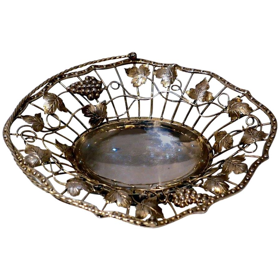 Mid-18th Century Antique George III Sterling Silver Sweetmeat Basket London 1767 For Sale