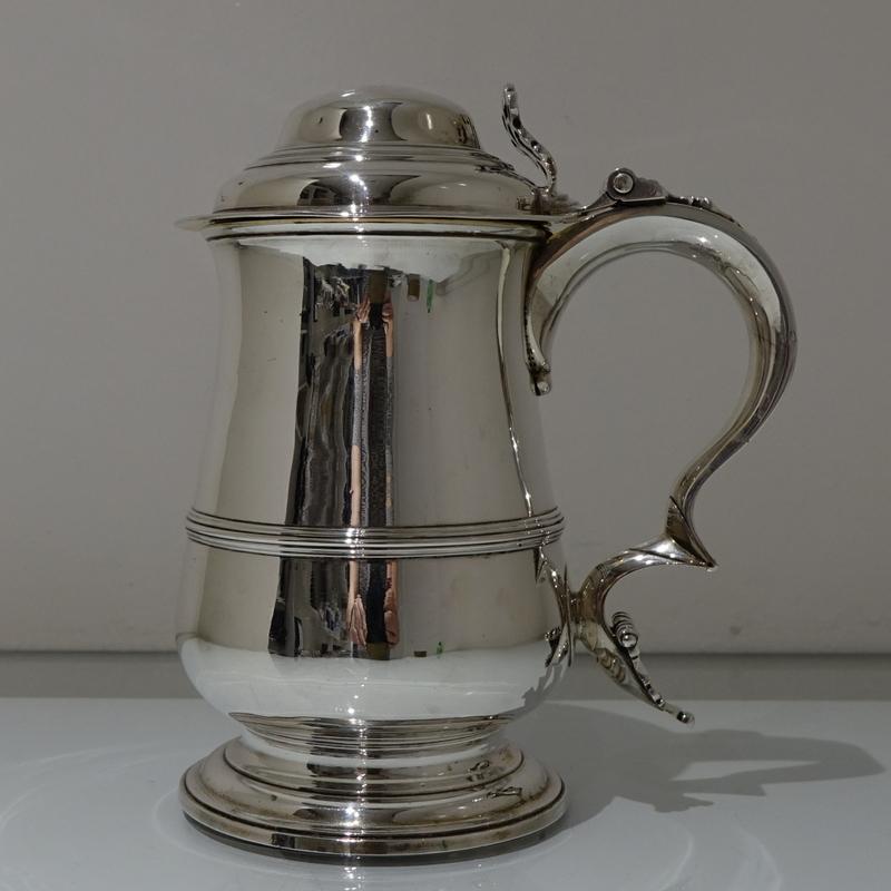 British Mid-18th Century Antique George III Sterling Silver Tankard & Cover London 1765  For Sale