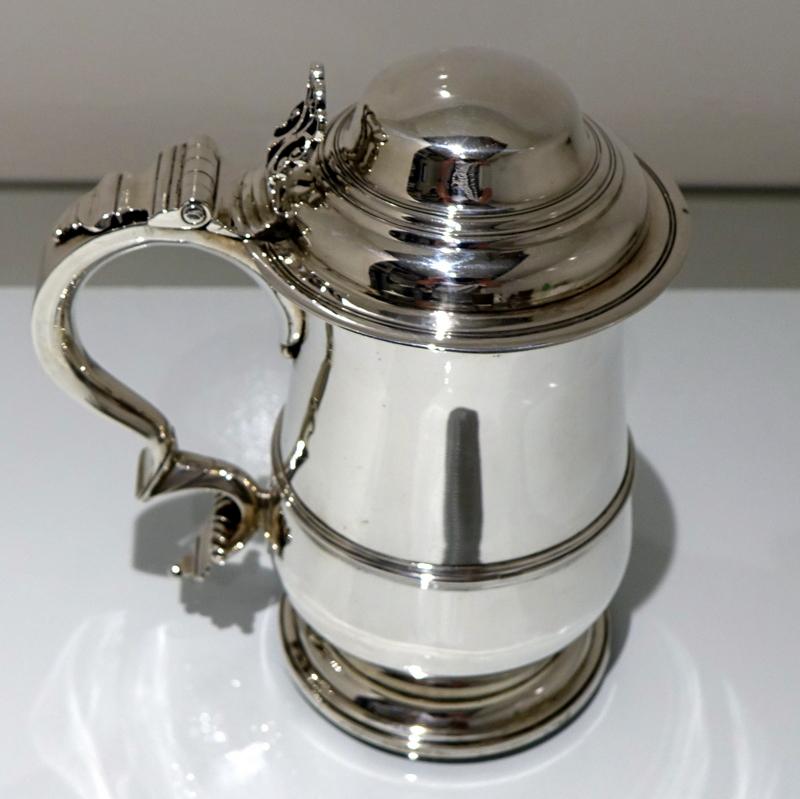 Mid-18th Century Antique George III Sterling Silver Tankard & Cover London 1765  For Sale 6