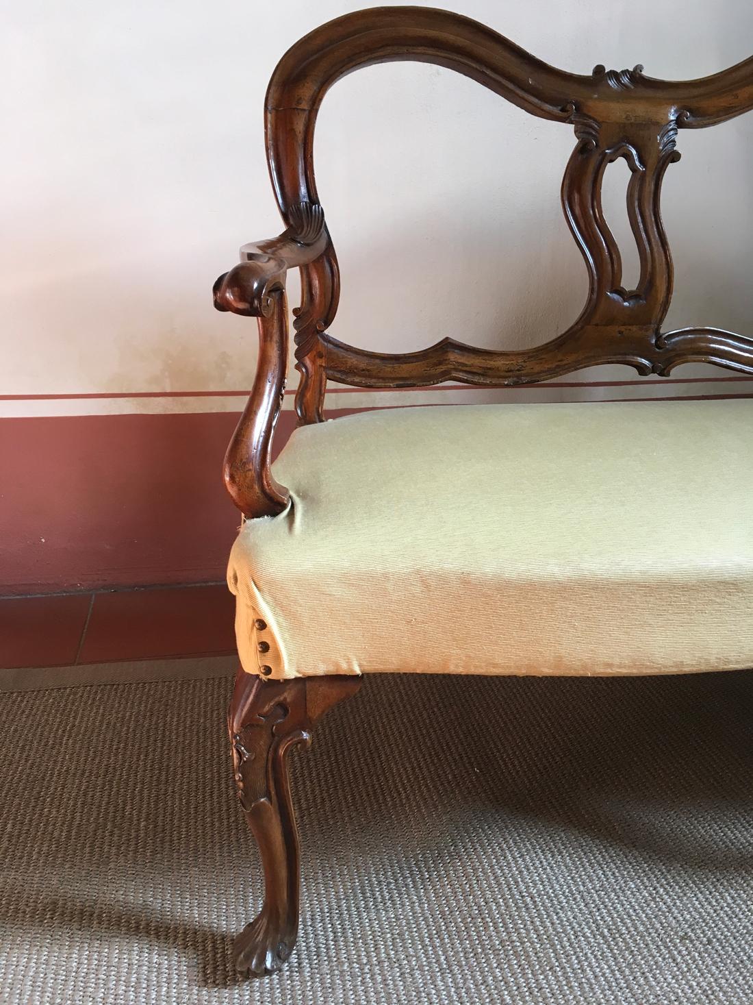 Italy Venezia Mid-18th Century Baroque Wooden Sofa For Sale 1