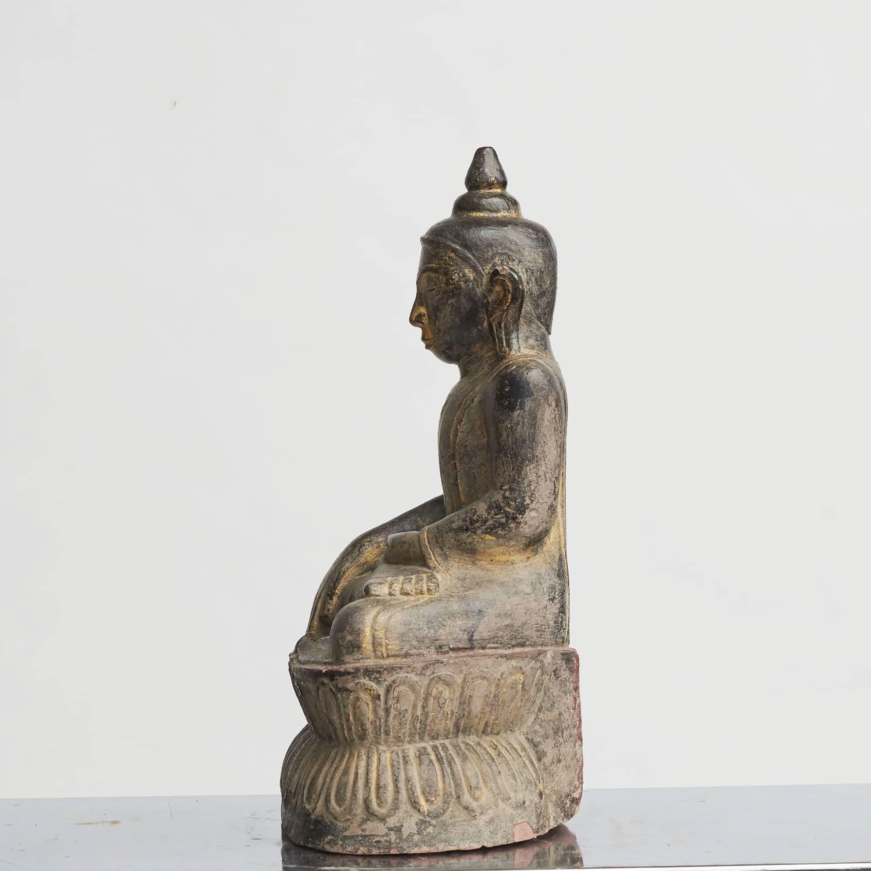 Other Mid-18th Century Burmese Stone Buddha For Sale