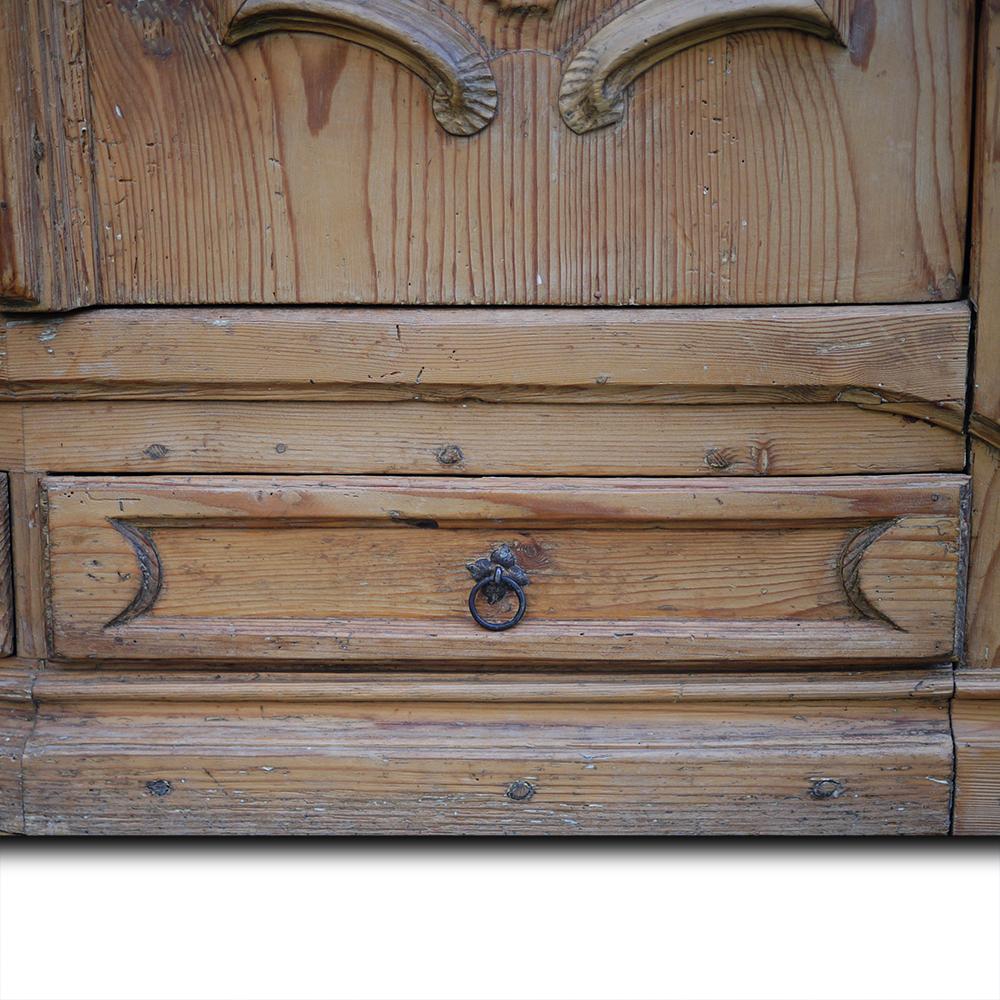 Mid-18th Century Carved Wardrobe For Sale 1