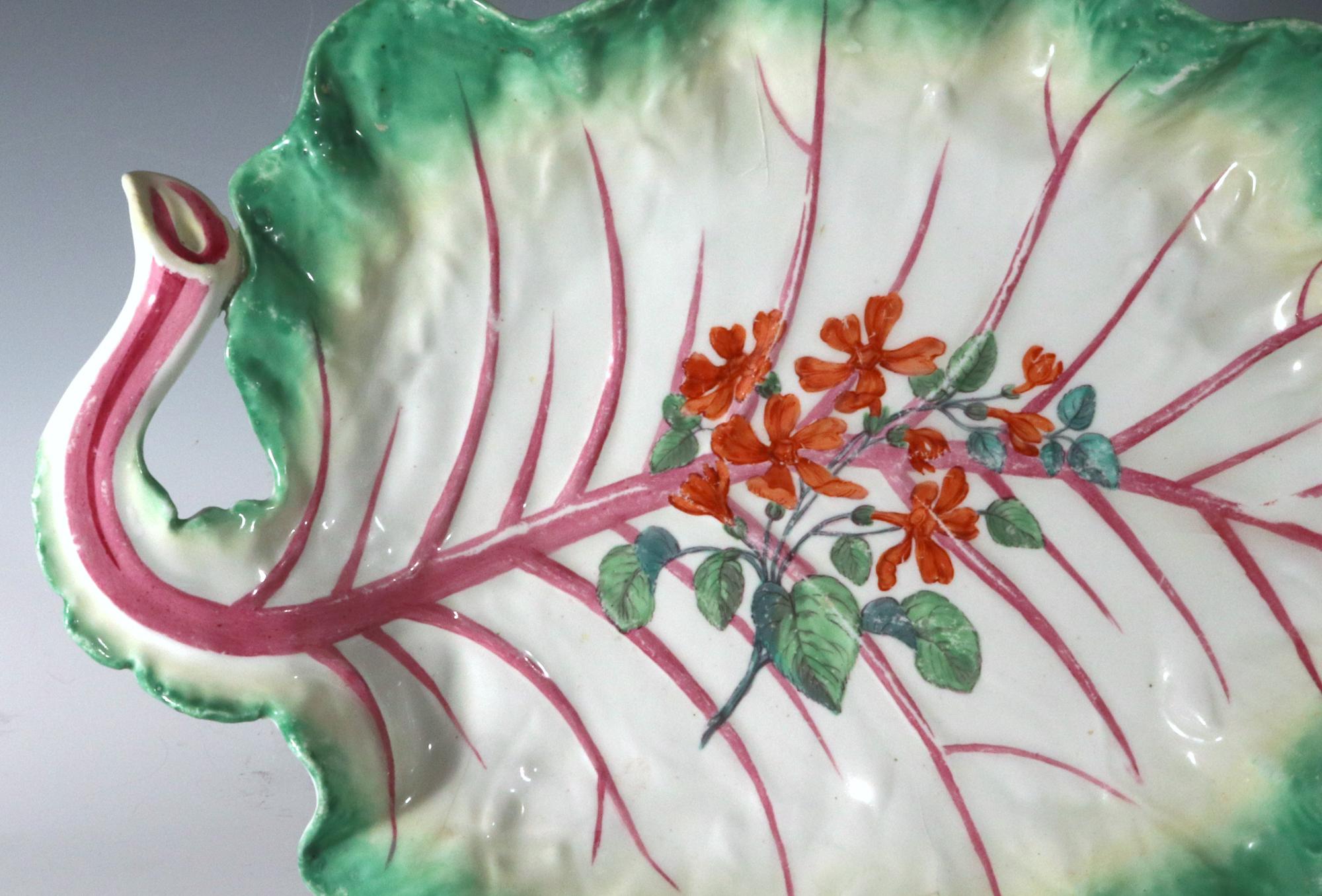 Georgian Mid-18th Century Chelsea Porcelain Botanical Trompe L'oeil Leaf Dish For Sale