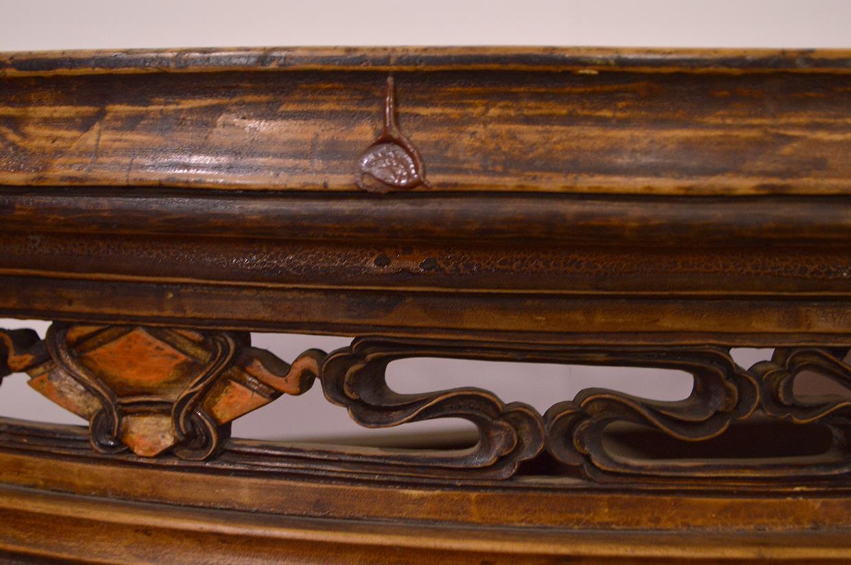 Mid-18th Century Chinese Half Moon Table in Northern Elm For Sale 3