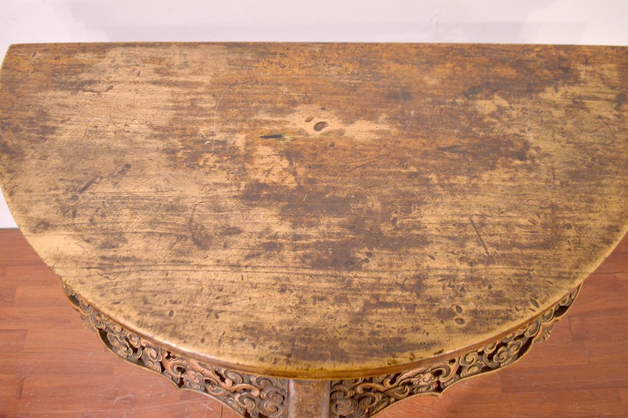 Mid-18th Century Chinese Half Moon Table in Northern Elm For Sale 9
