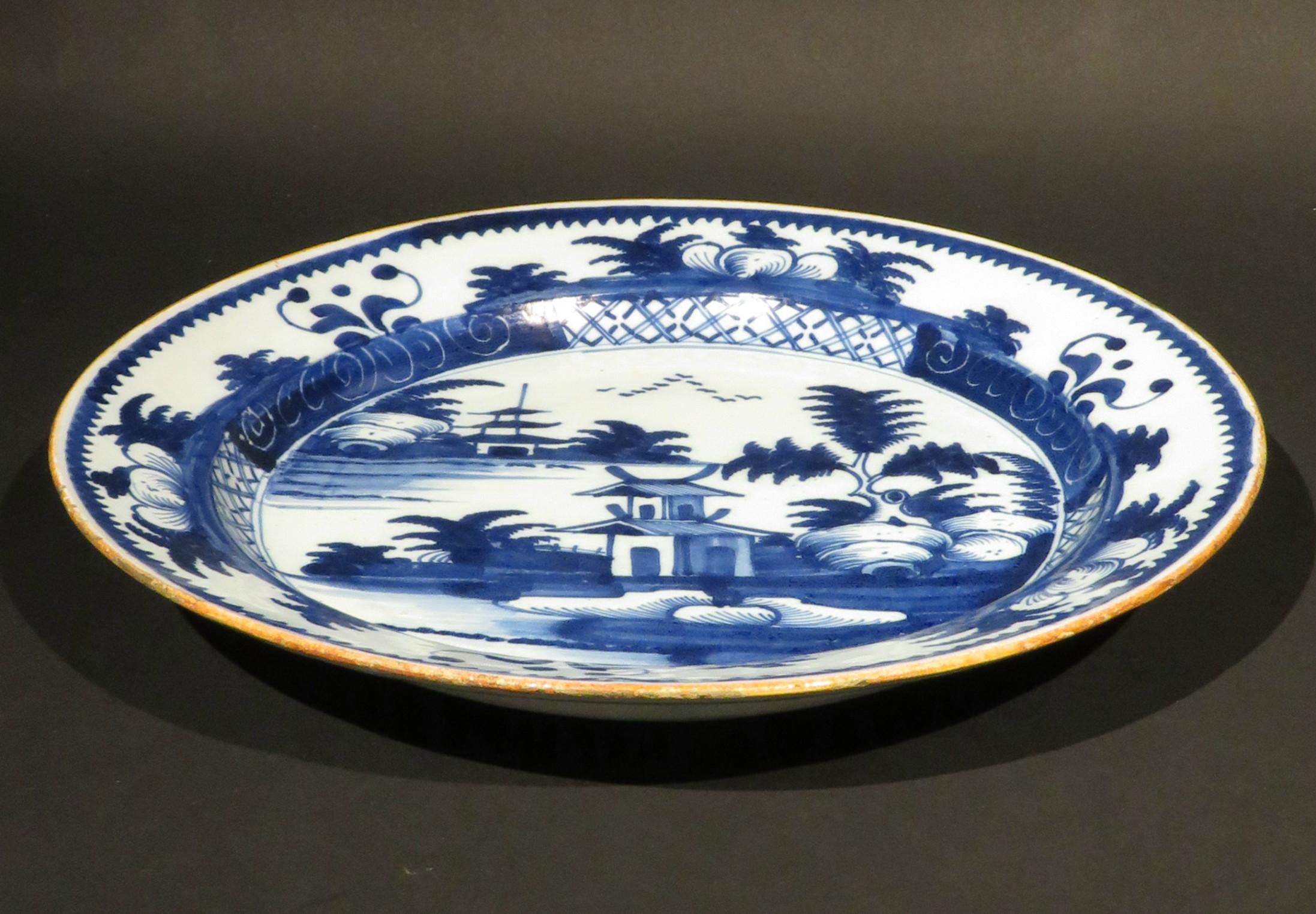 Mid-18th Century Chinoiserie Decorated English Delft Charger, circa 1760 In Good Condition In Ottawa, Ontario