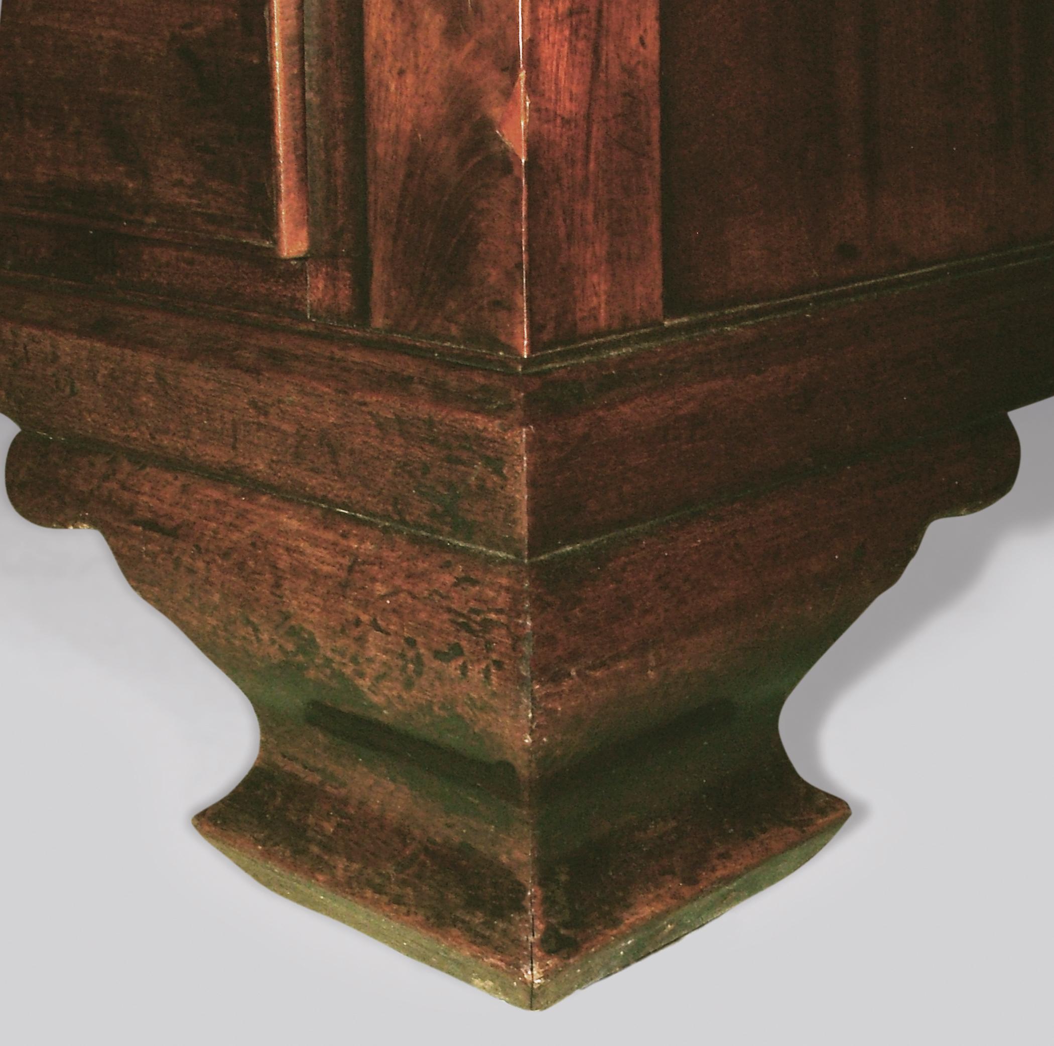 English Mid-18th Century Chippendale Period Mahogany Tallboy For Sale