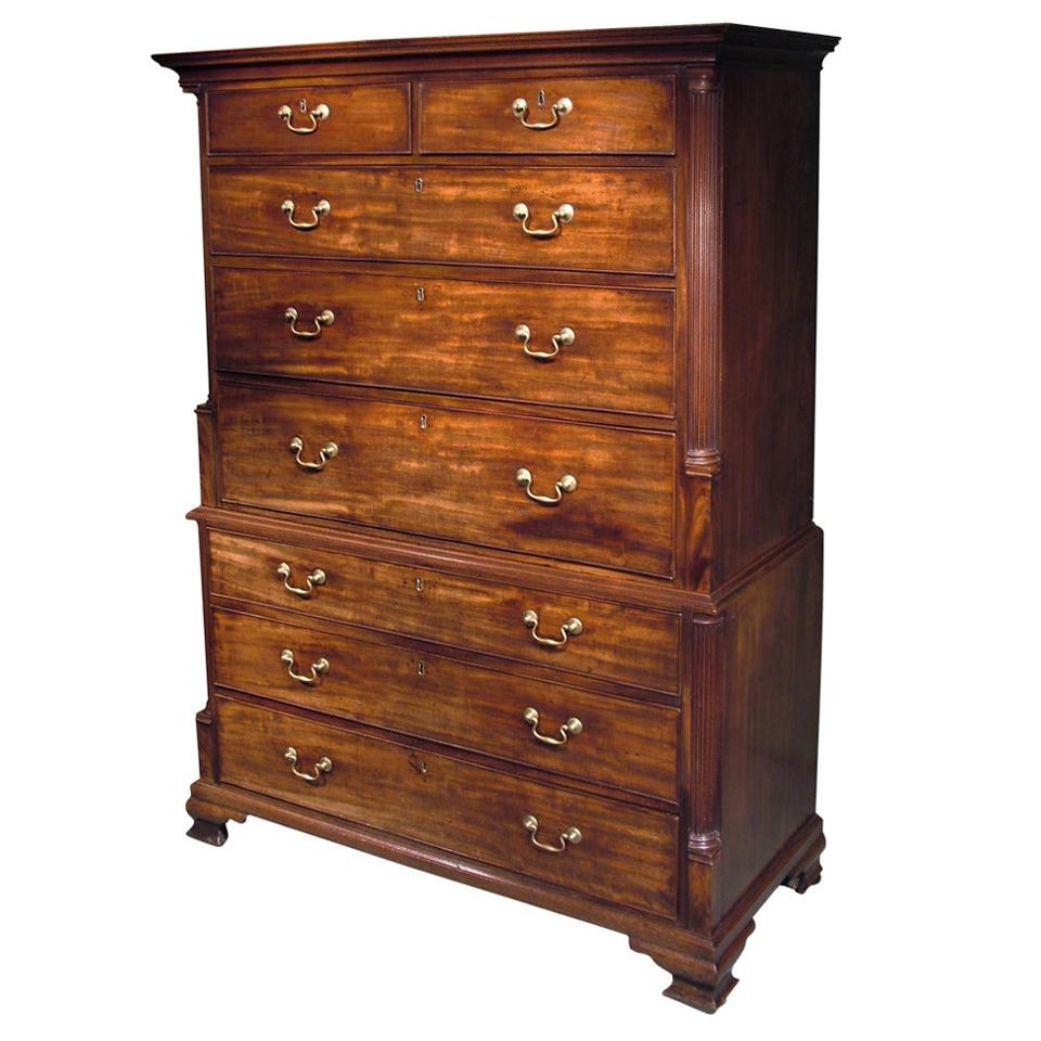 Tallboy in mogano del periodo Chippendale della metà del XVIII secolo
