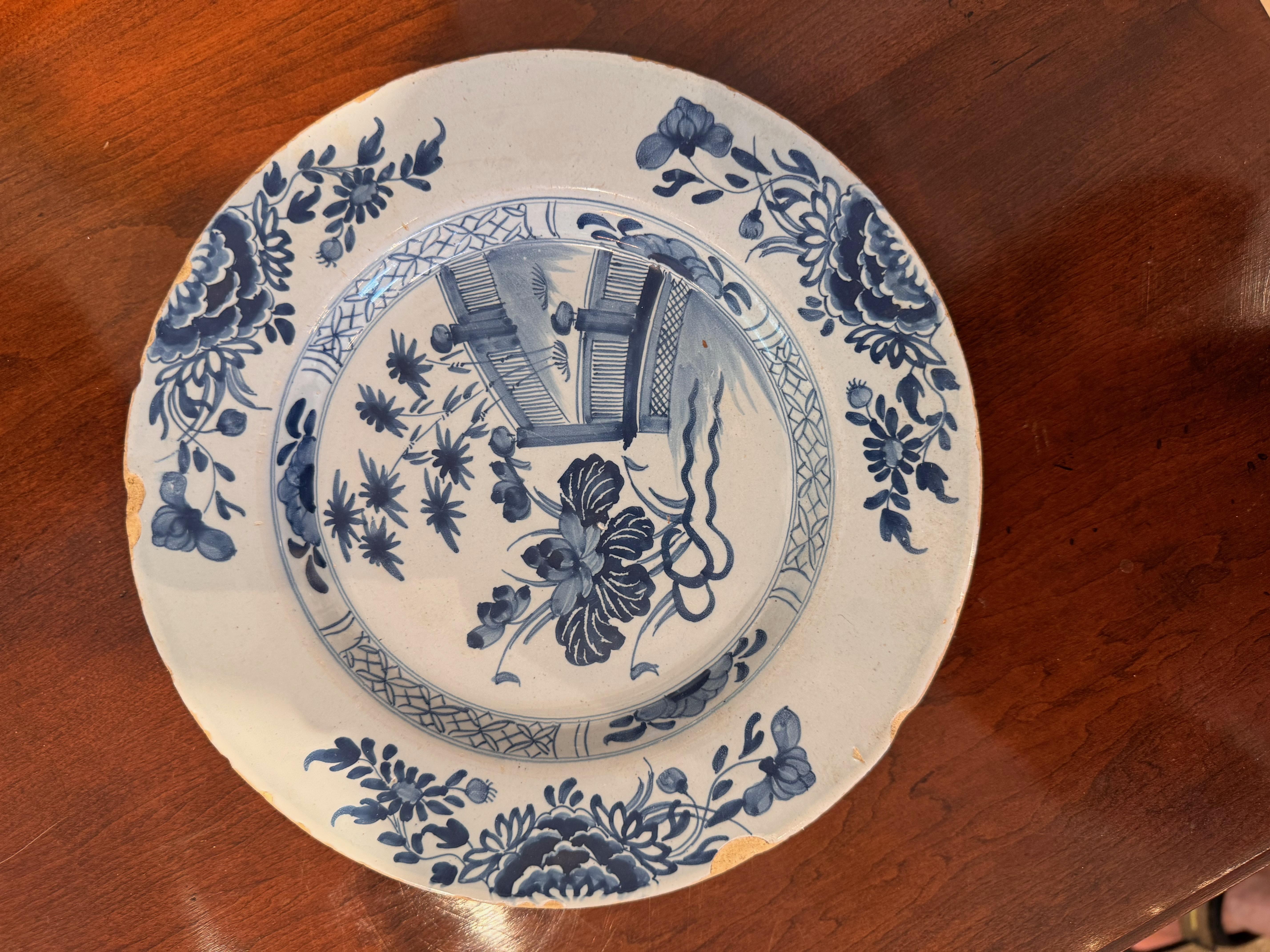 Britannique Assiette de Delft du milieu du 18e siècle en vente