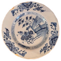Plato de Delft de mediados del siglo XVIII