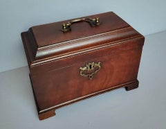 Mid-18th Century English Chippendale Period Tea Caddy