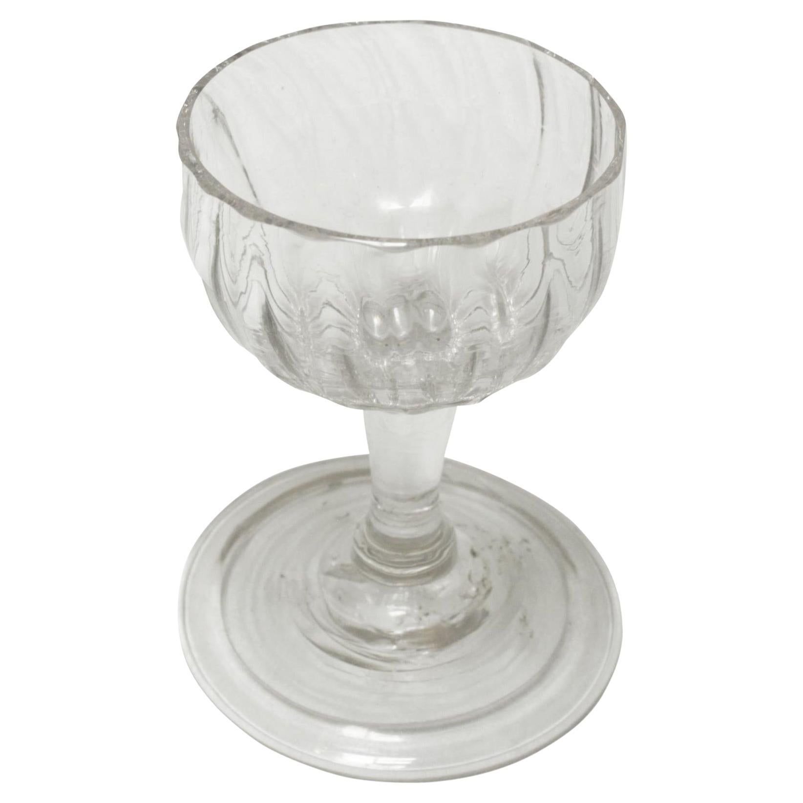 Bicchiere da dessert inglese della metà del XVIII secolo in vendita