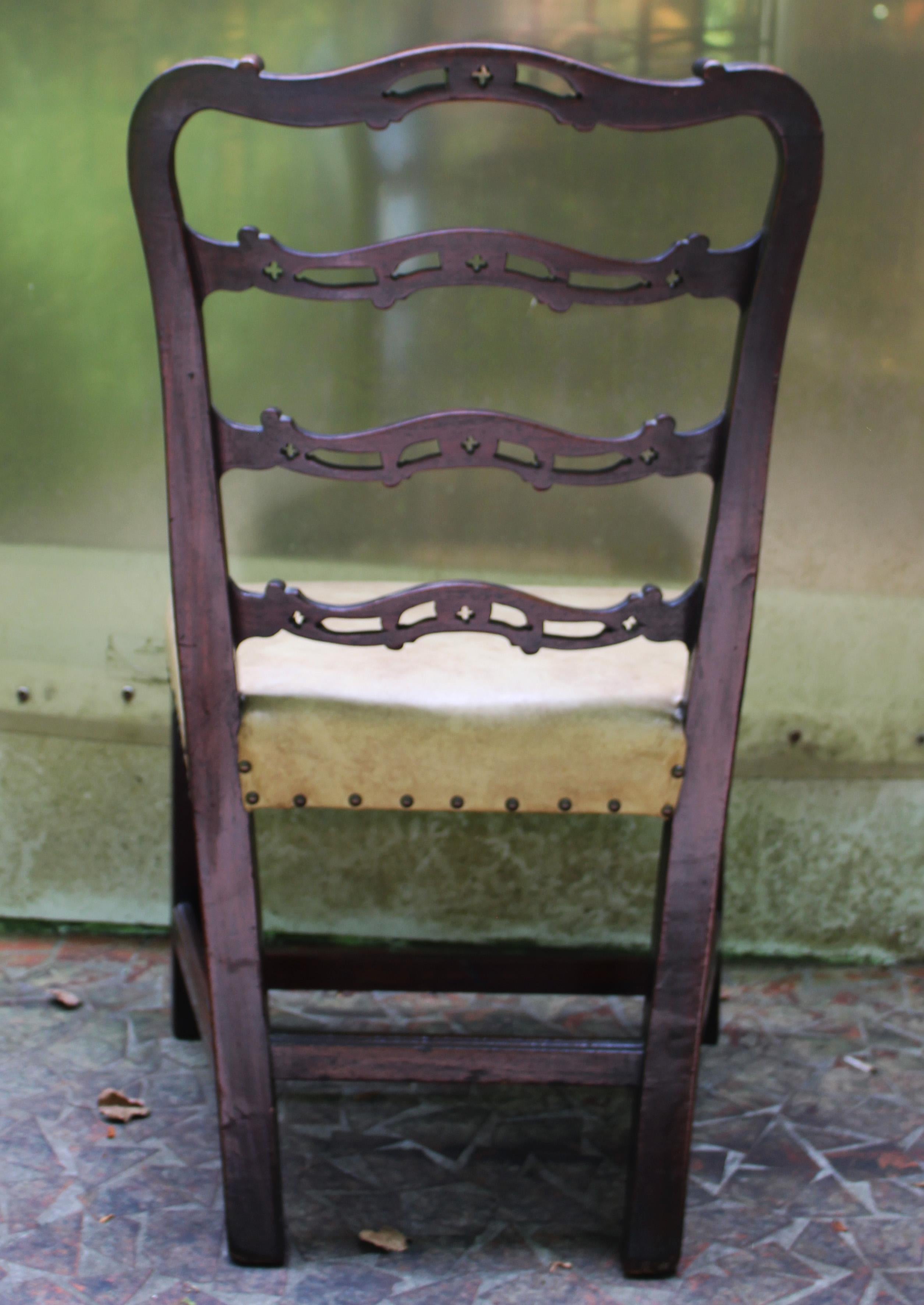 Mid 18th Century English George III Side Chair For Sale 1