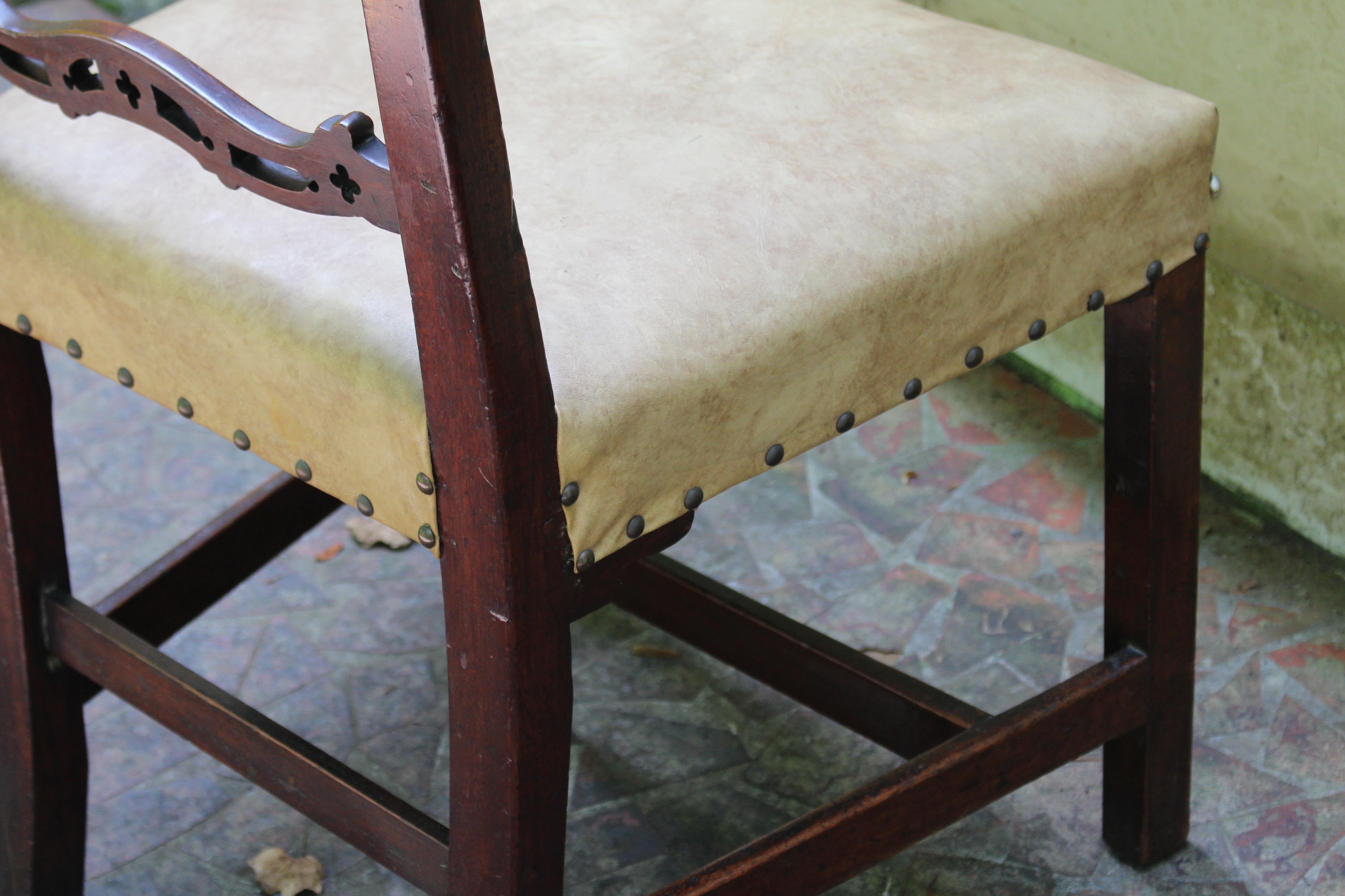 Mid-18th Century English George III Side Chair For Sale 3
