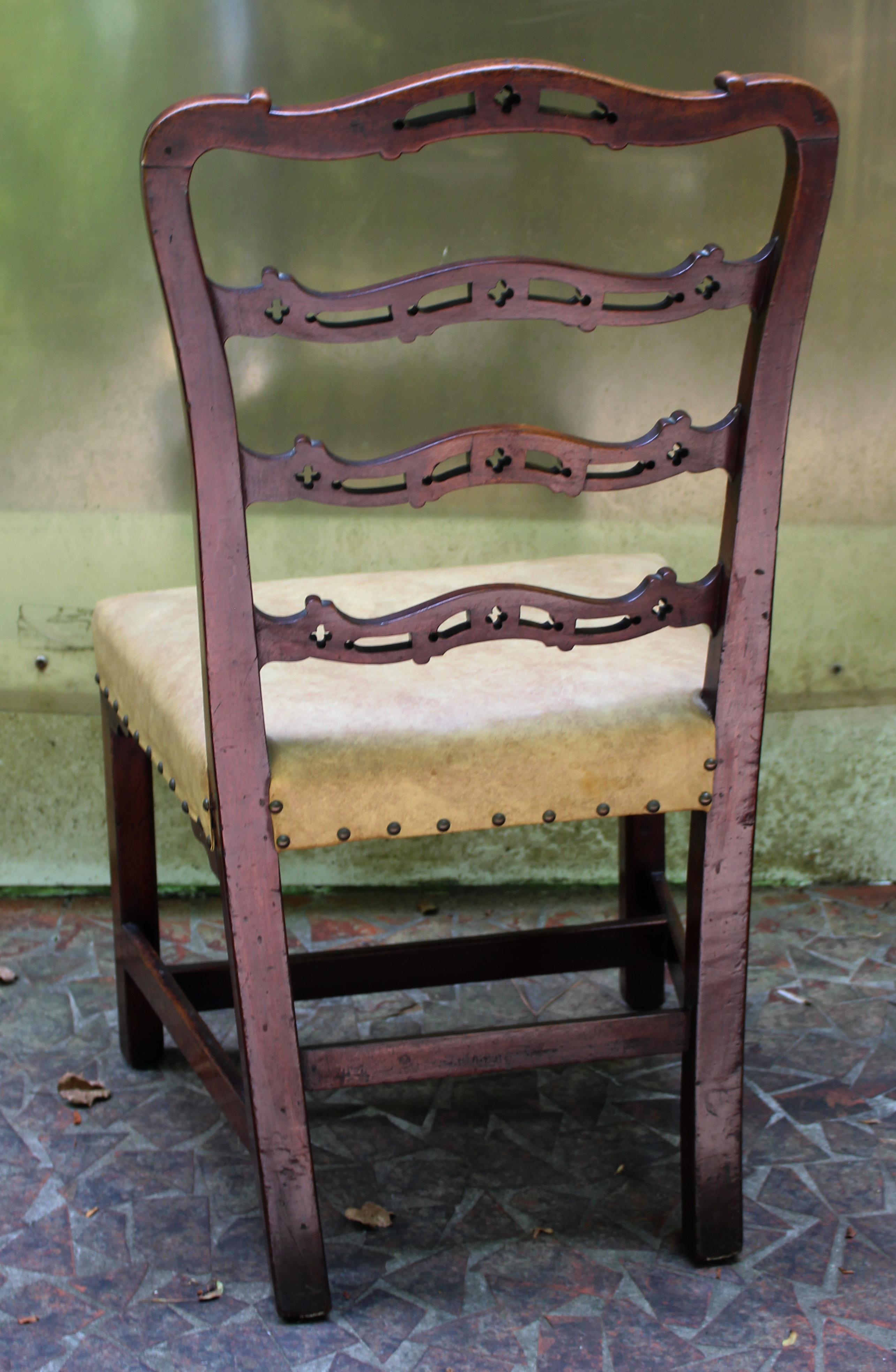 Mid-18th Century English George III Side Chair For Sale 4