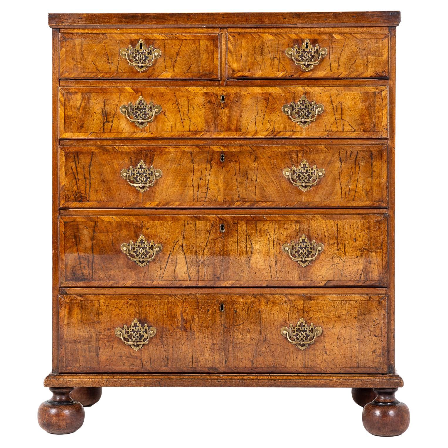 Mid 18th Century English Walnut Chest of Drawers For Sale