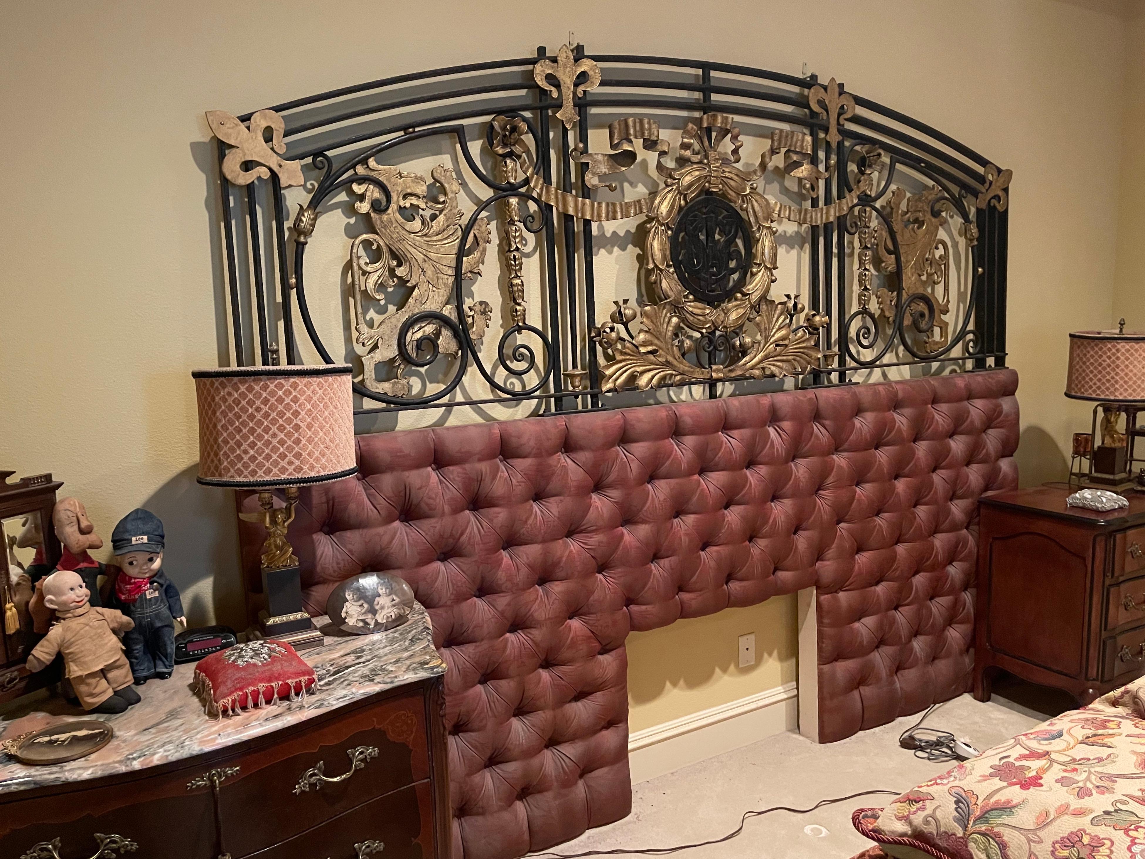 Mid-18th Century French Bronze and Wrought Iron Gate King Size Wall Headboard For Sale 2