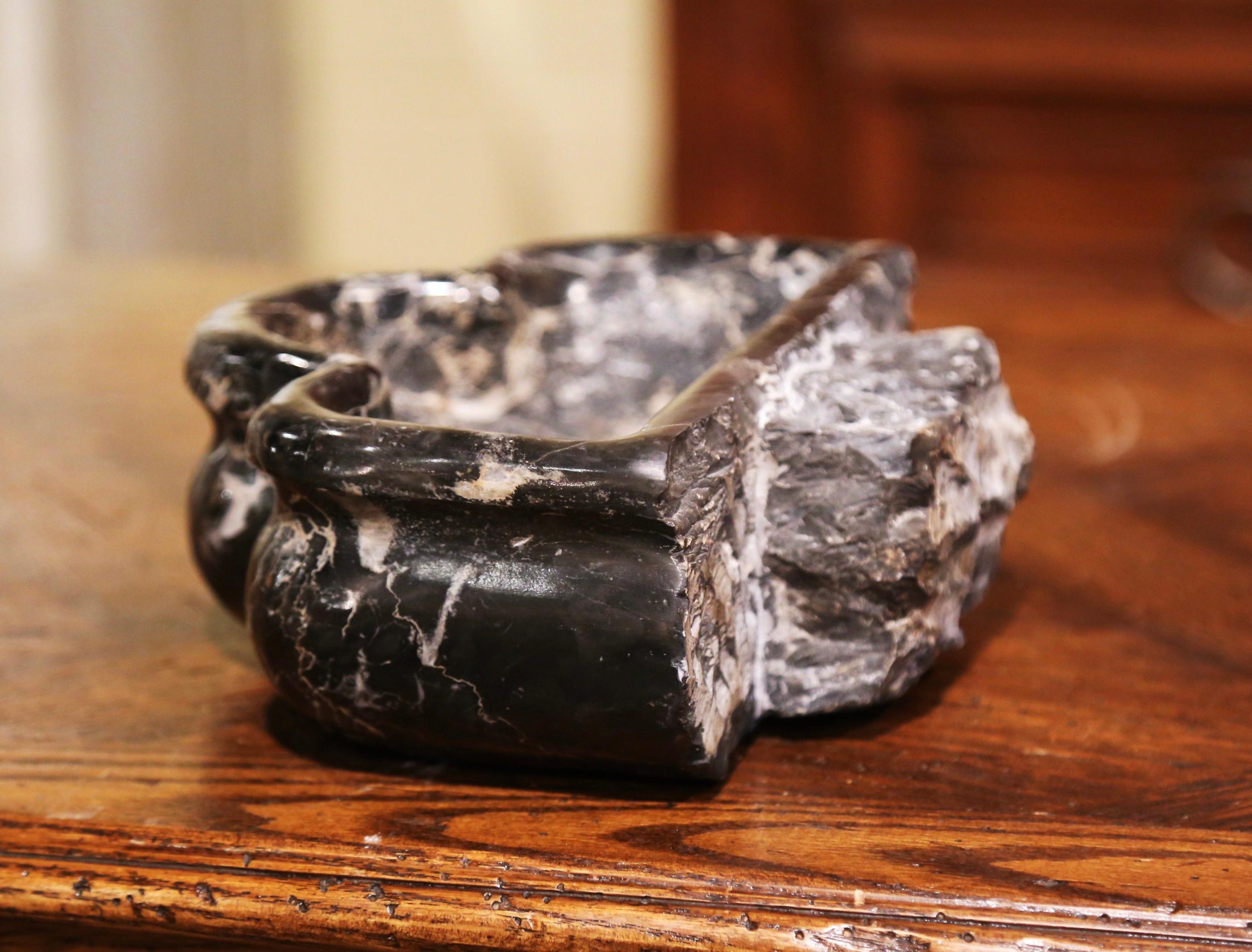 Mid-18th Century French Carved Black and Grey Marble Shell Stoup 1