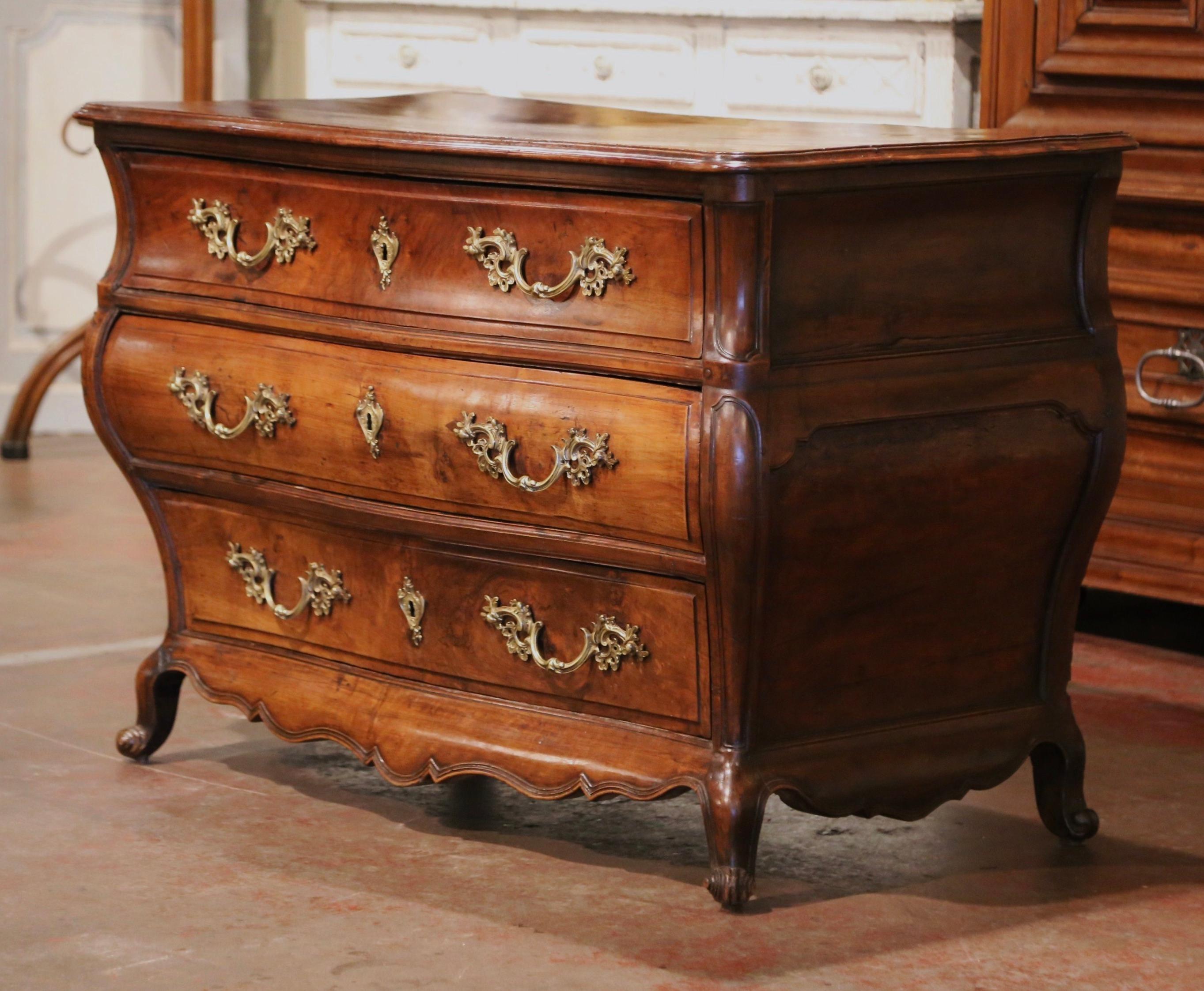 Mid-18th Century French Louis XV Carved Mahogany Chest of Drawers from Bordeaux For Sale 1