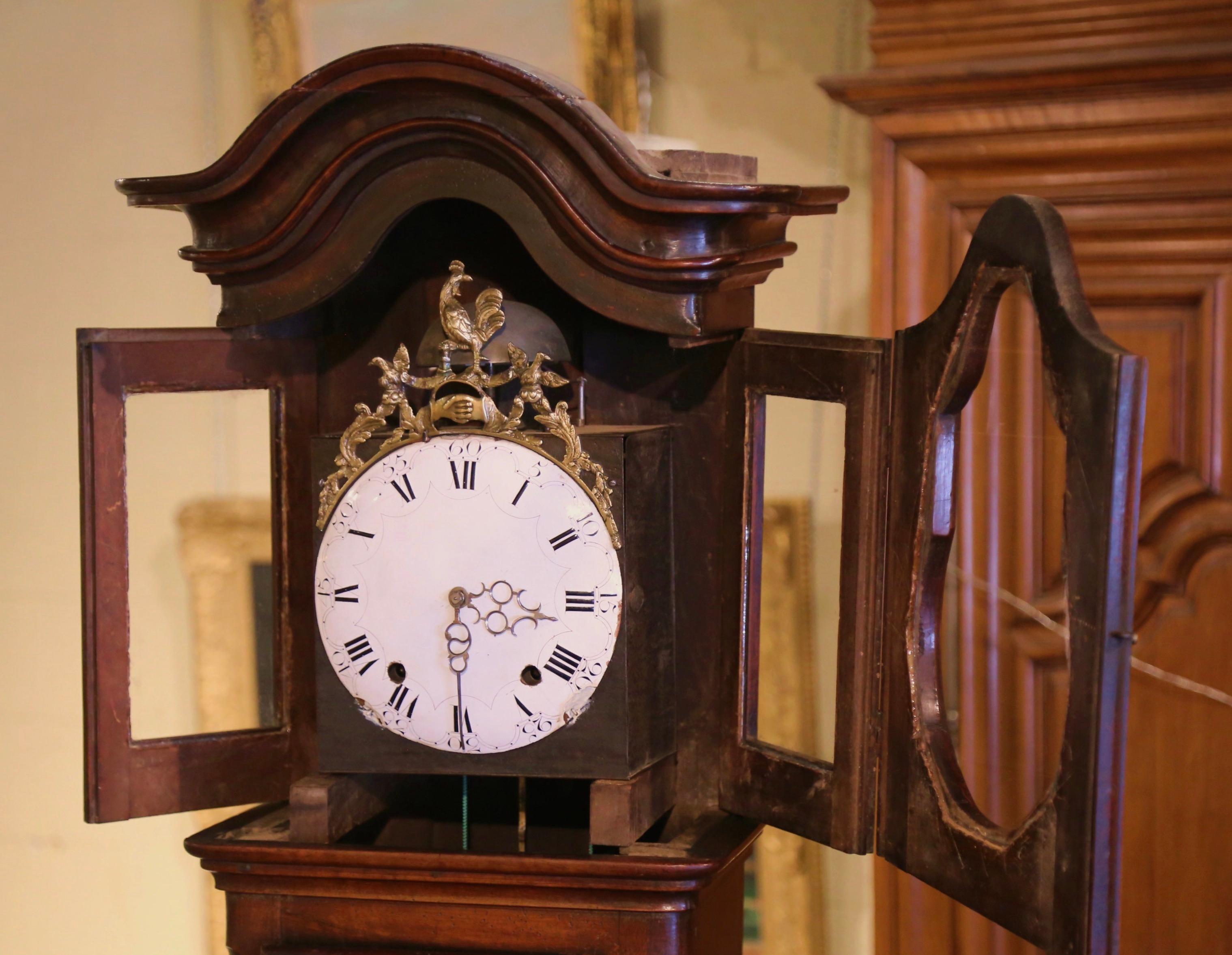 Mid-18th Century, French, Louis XV Carved Walnut Grandfather Clock with Rooster 9