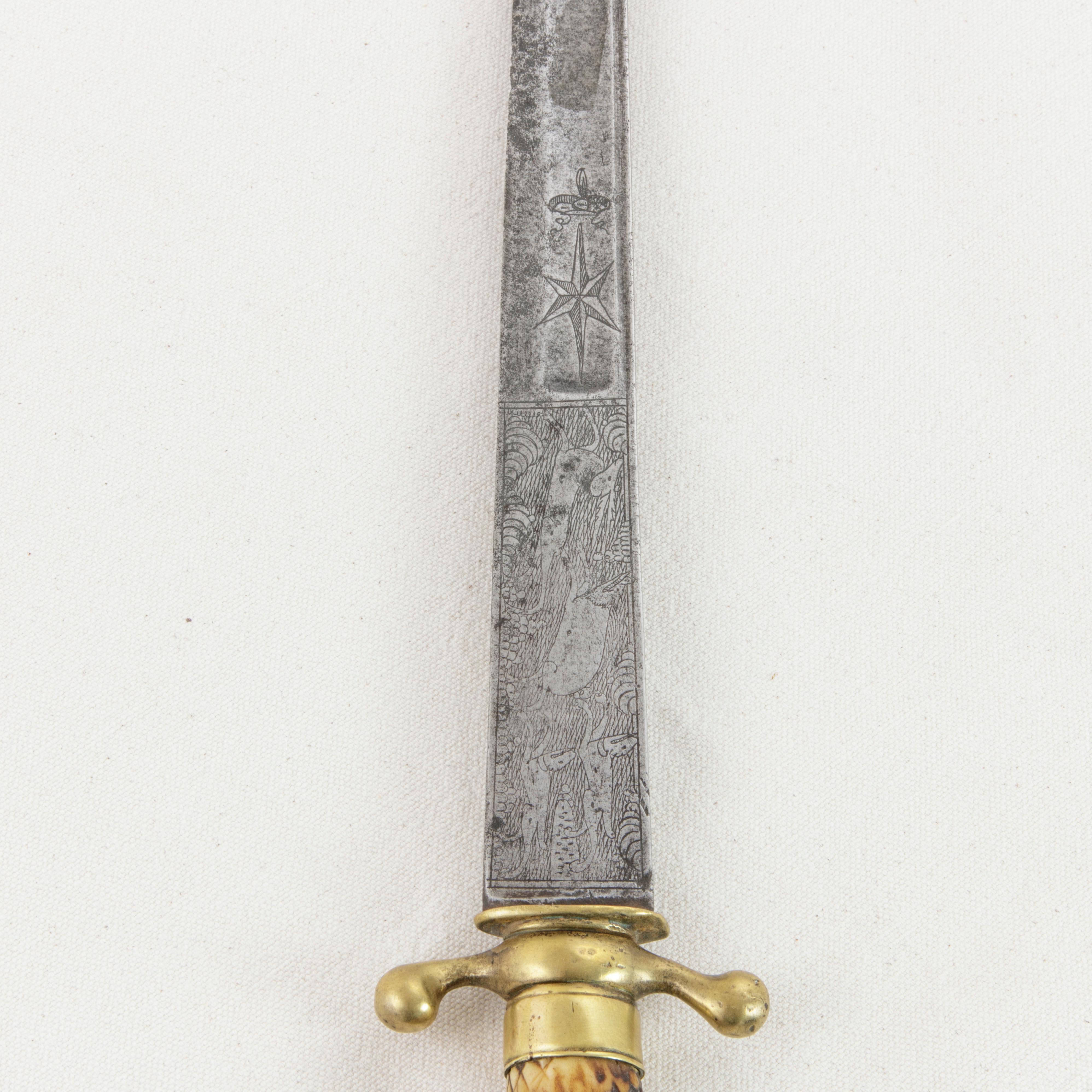 Mid-18th Century French Louis XV Period Engraved Hunting Short Sword with Horn 1
