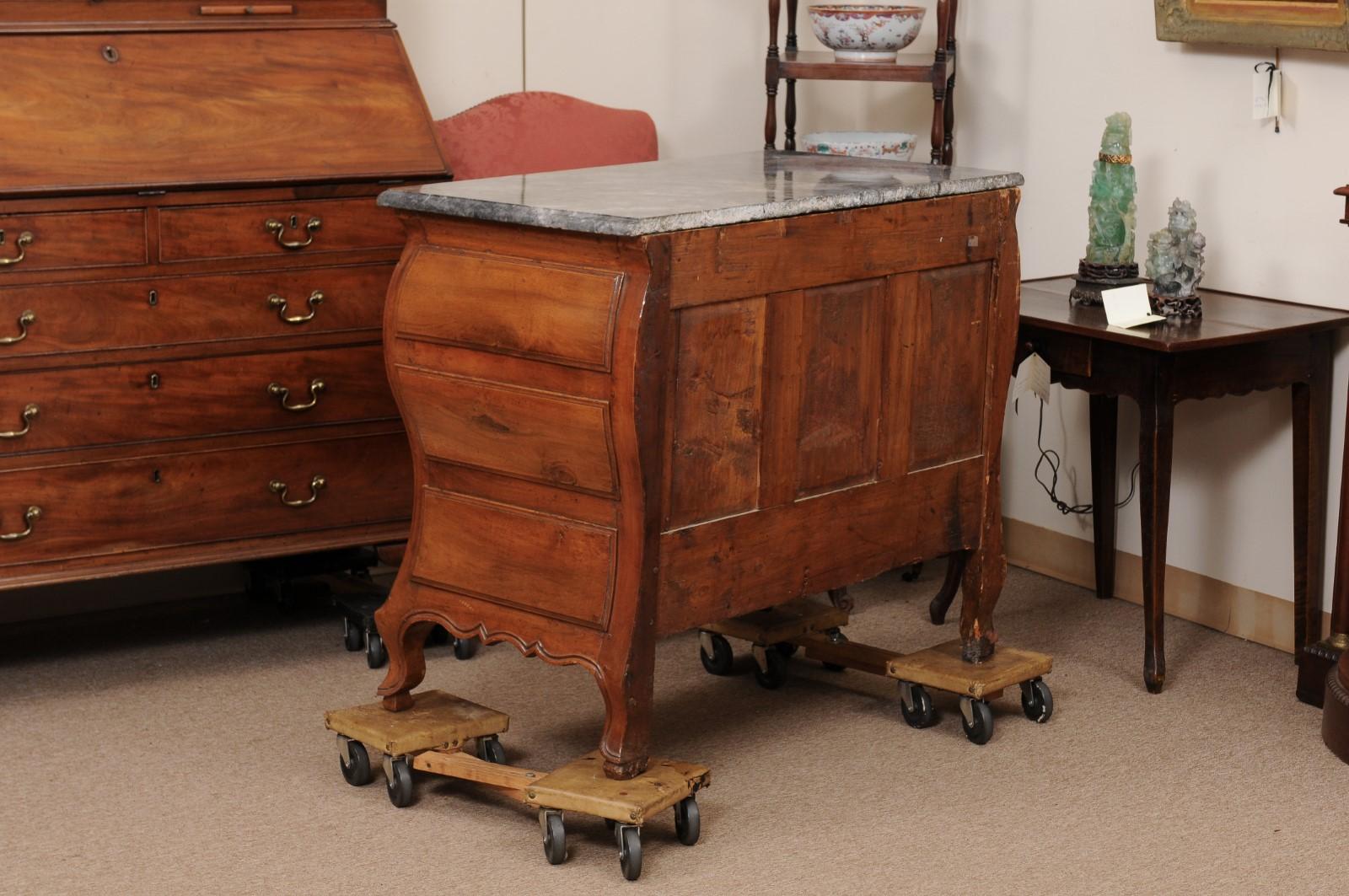  Mid 18th Century French Louis XV Walnut Commode w/ Bombe Form & Grey Marble Top For Sale 6