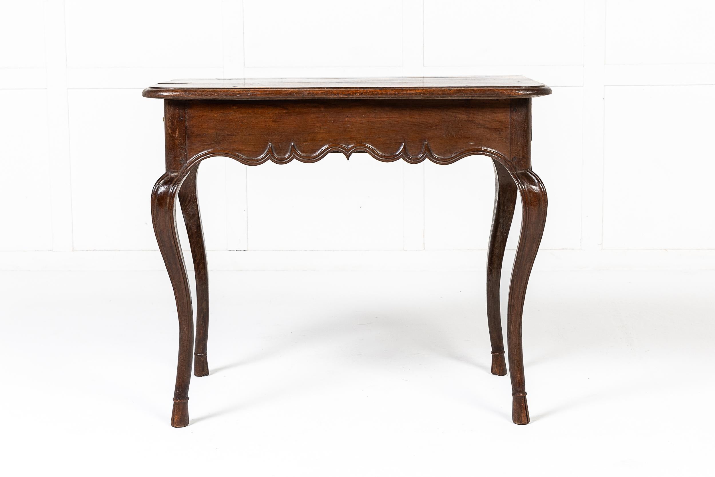 Mid 18th Century French Oak Occasional Table For Sale 2