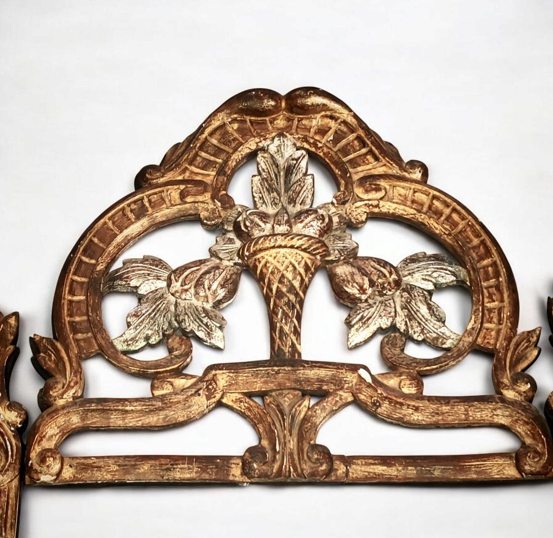 Specchio francese Regence della metà del XVIII secolo In condizioni buone in vendita a Belgrade, RS