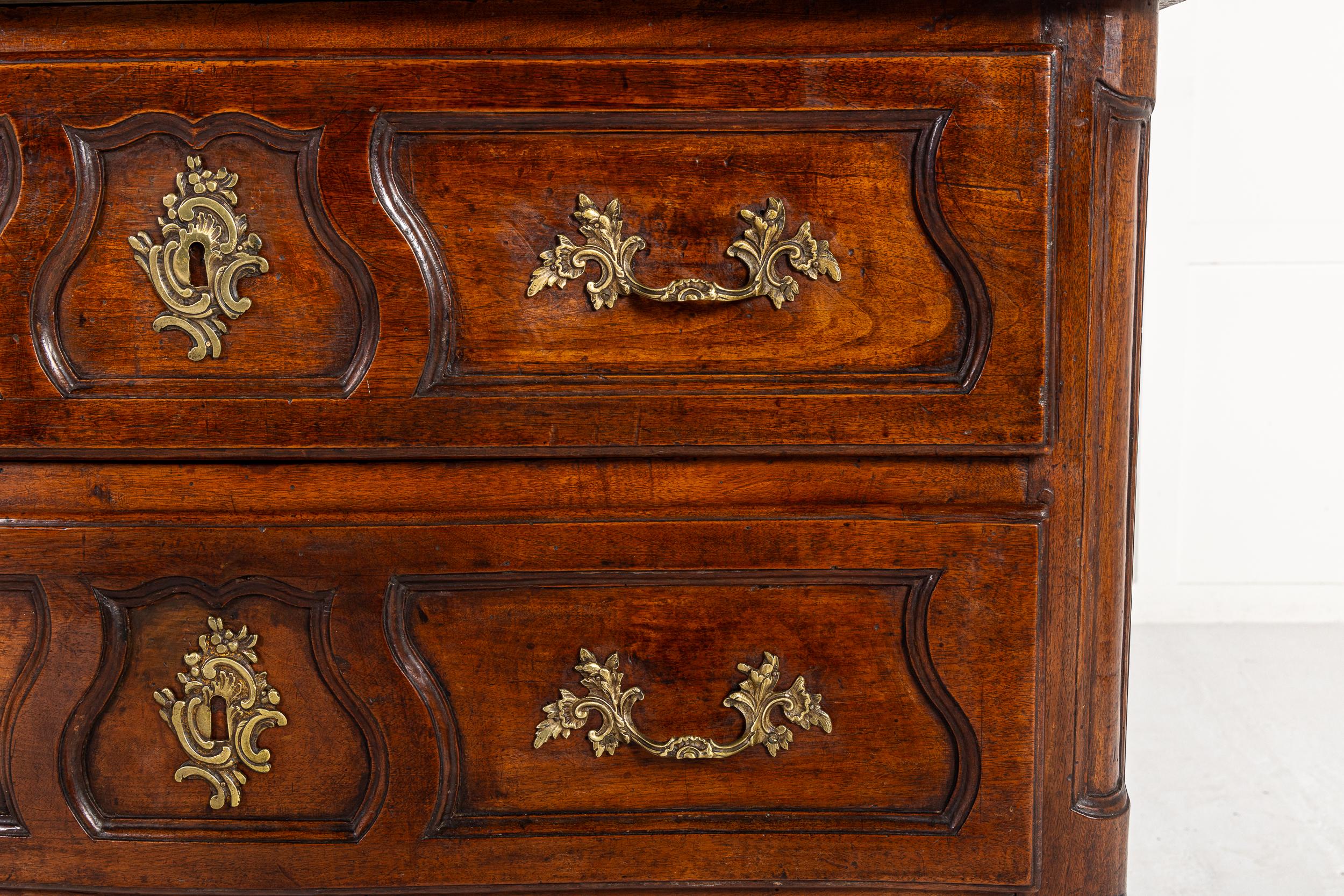 Mid 18th Century French Walnut Commode with Marble Top For Sale 3