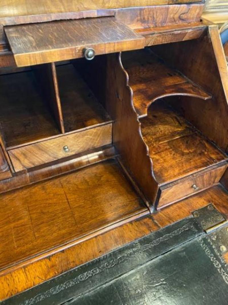 18th Century George II Inlaid Walnut Bureau Bookcase with Mirrored Uppercase 3