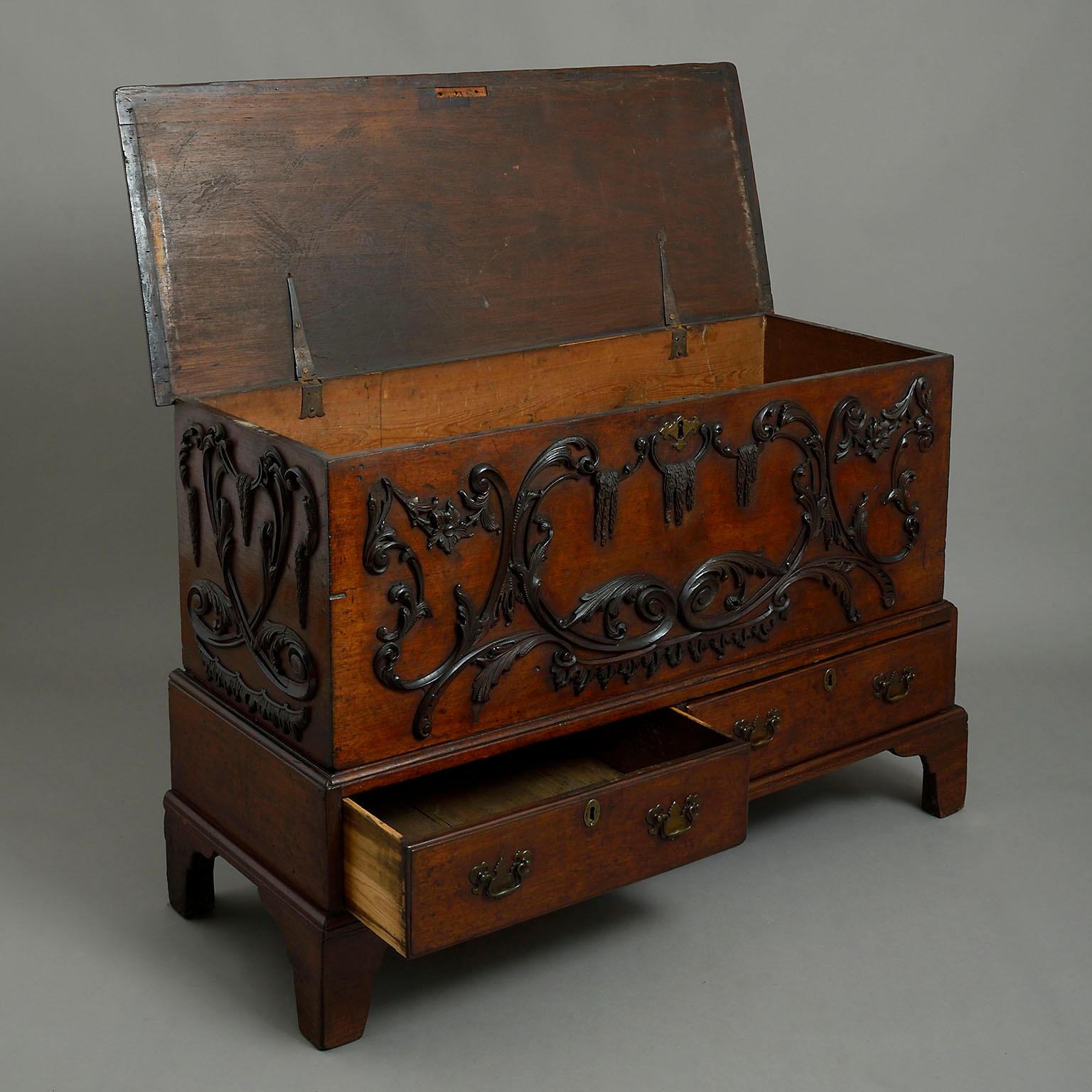 Rococo Mid-18th Century George III Mahogany Mule Chest or Blanket Chest
