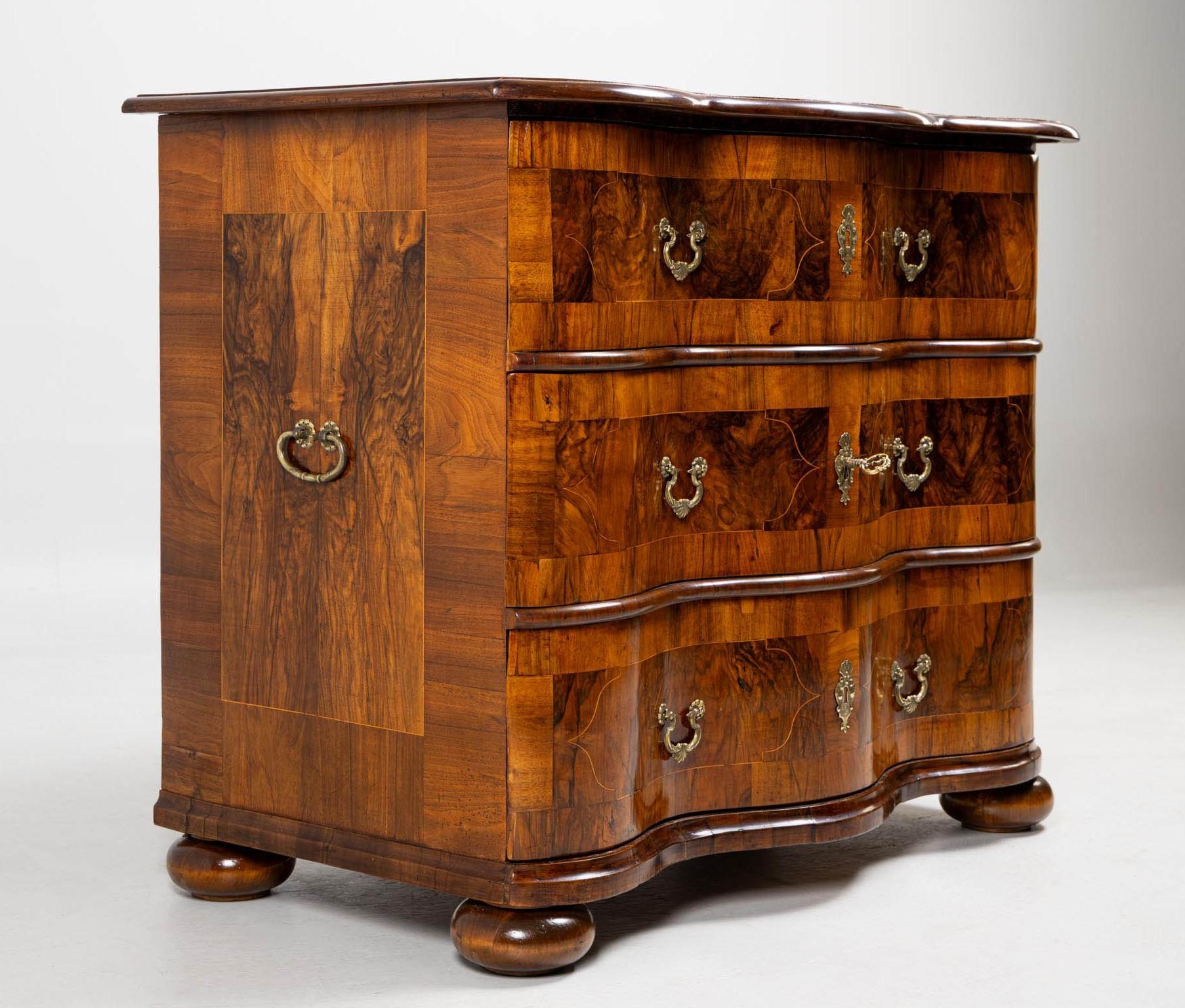 Mid 18th Century German Baroque Chest Of Drawers, Louis XV, Circa 1760 For Sale 5