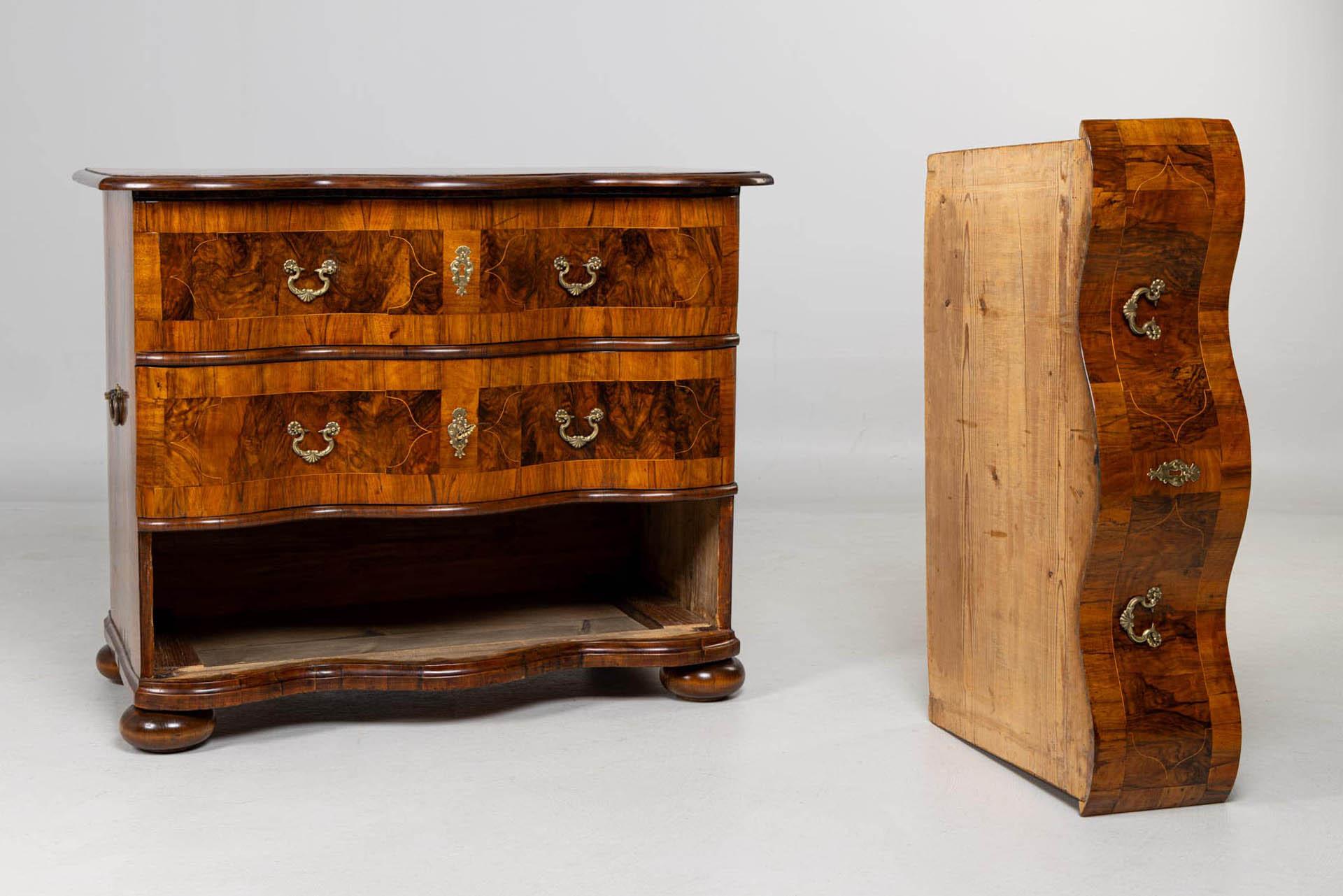 Mid 18th Century German Baroque Chest Of Drawers, Louis XV, Circa 1760 For Sale 7