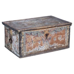 Mid-18th Century, Hand Painted Traditional Swedish Pine Chest