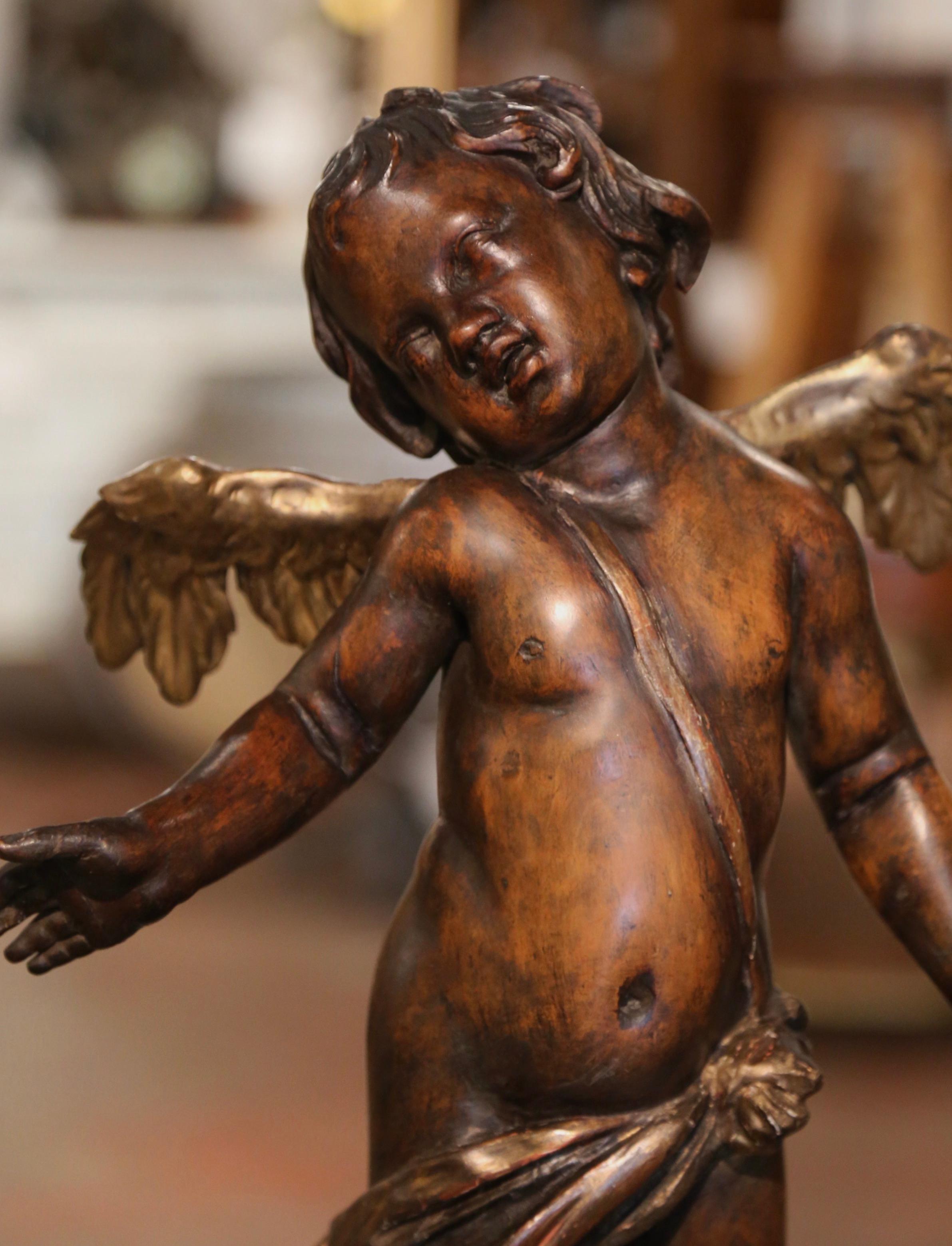 Hand-Carved Mid-18th Century Italian Hand Carved Walnut and Gilt Putti Sculpture with Wings For Sale