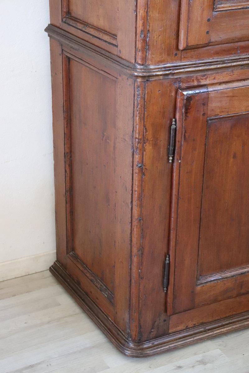Mid 18th Century Italian Louis XV Solid Poplar Wood Antique Cupboard or Cabinet For Sale 8