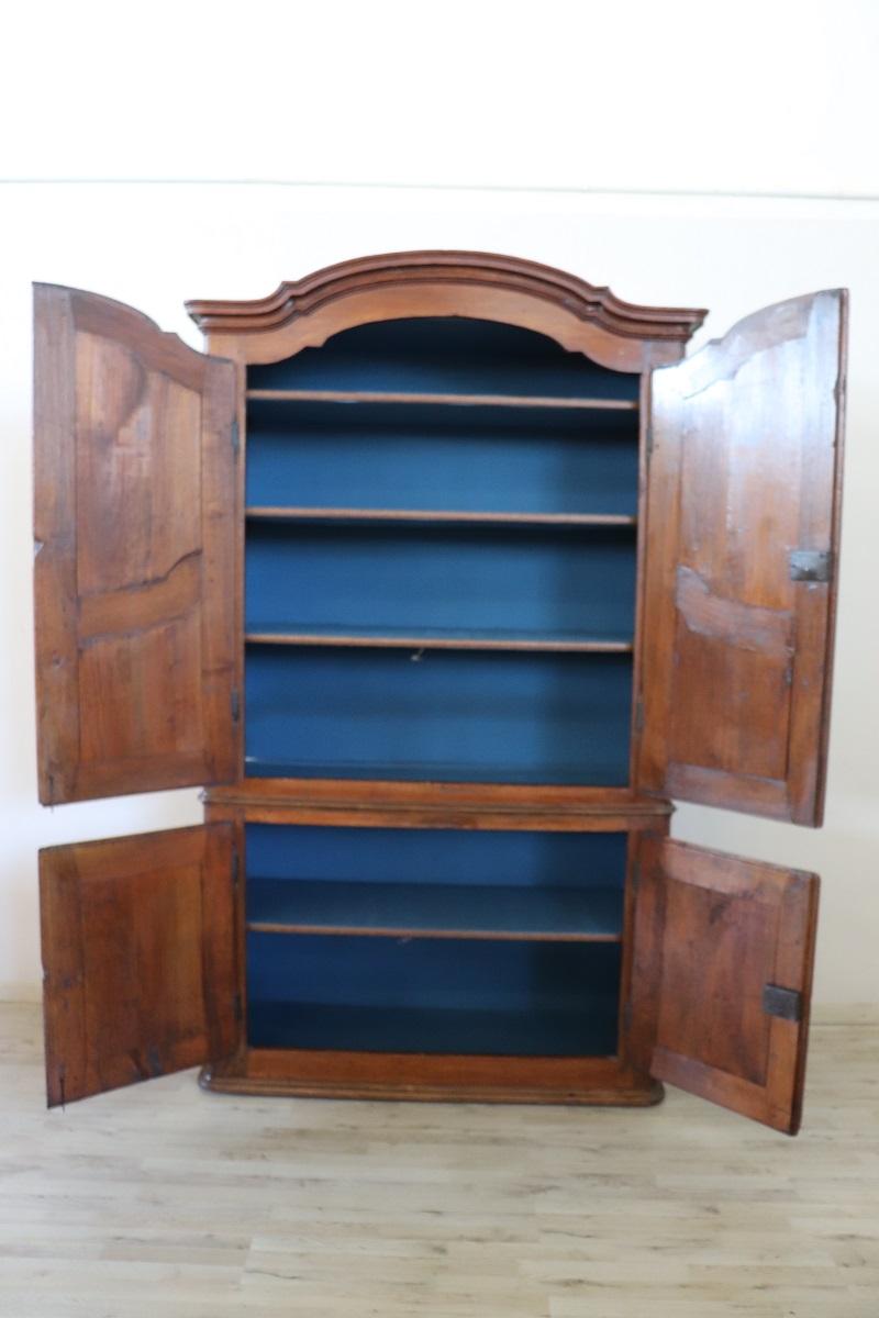 Mid 18th Century Italian Louis XV Solid Poplar Wood Antique Cupboard or Cabinet For Sale 12