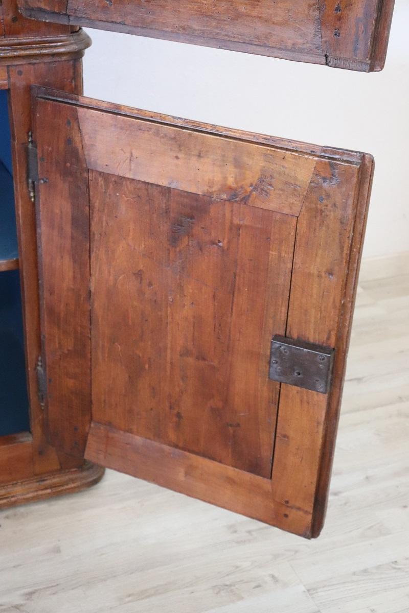 Mid 18th Century Italian Louis XV Solid Poplar Wood Antique Cupboard or Cabinet For Sale 16