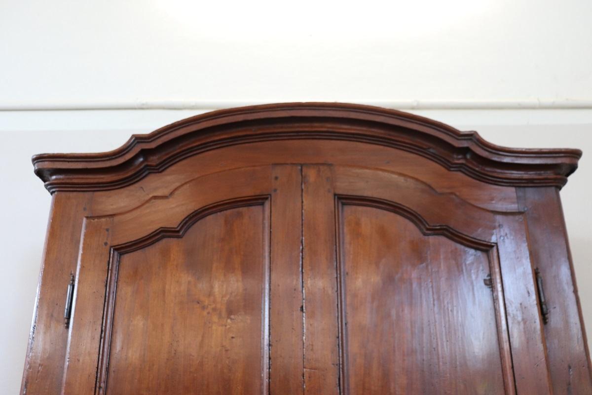 Mid 18th Century Italian Louis XV Solid Poplar Wood Antique Cupboard or Cabinet For Sale 2