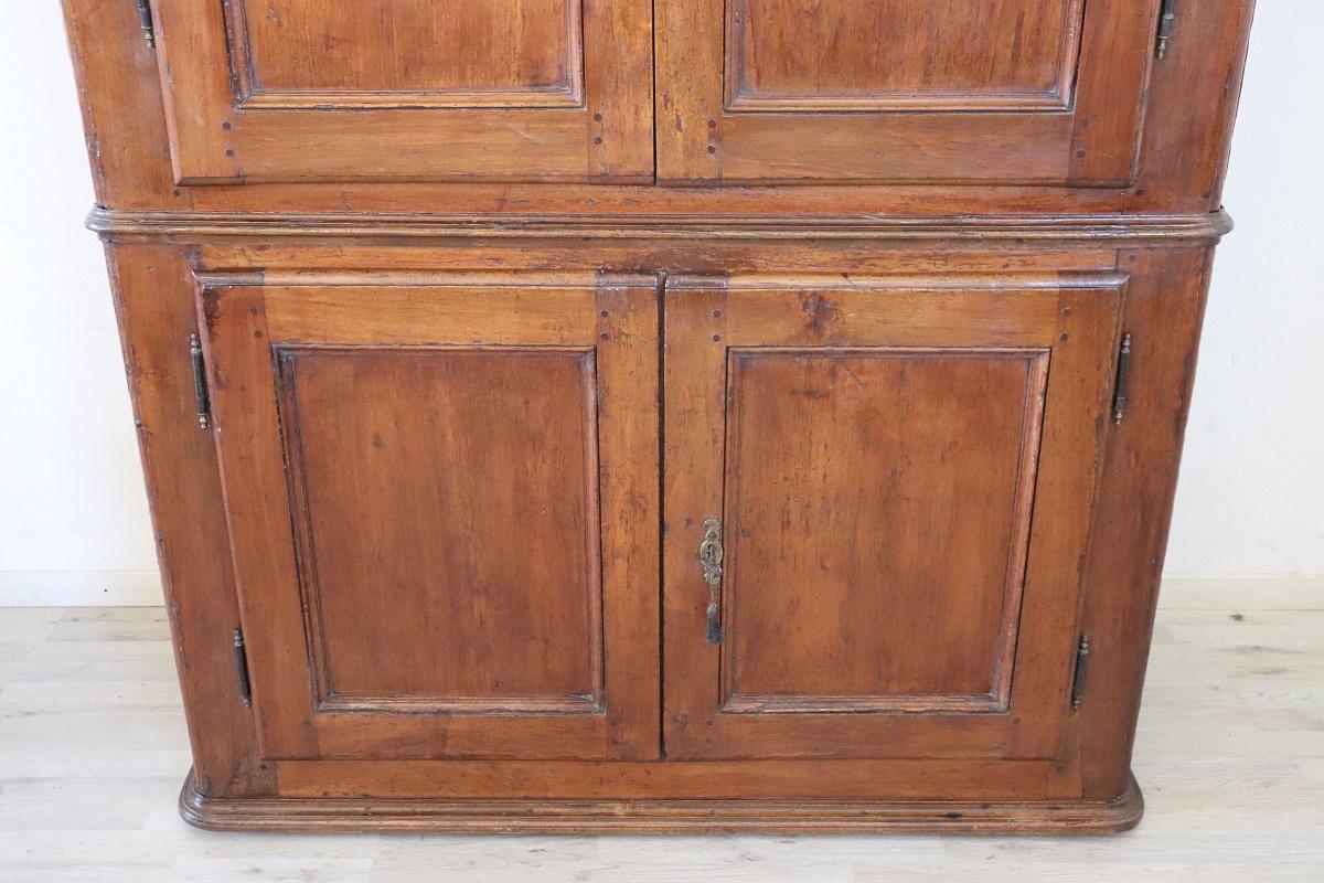 Mid 18th Century Italian Louis XV Solid Poplar Wood Antique Cupboard or Cabinet For Sale 5