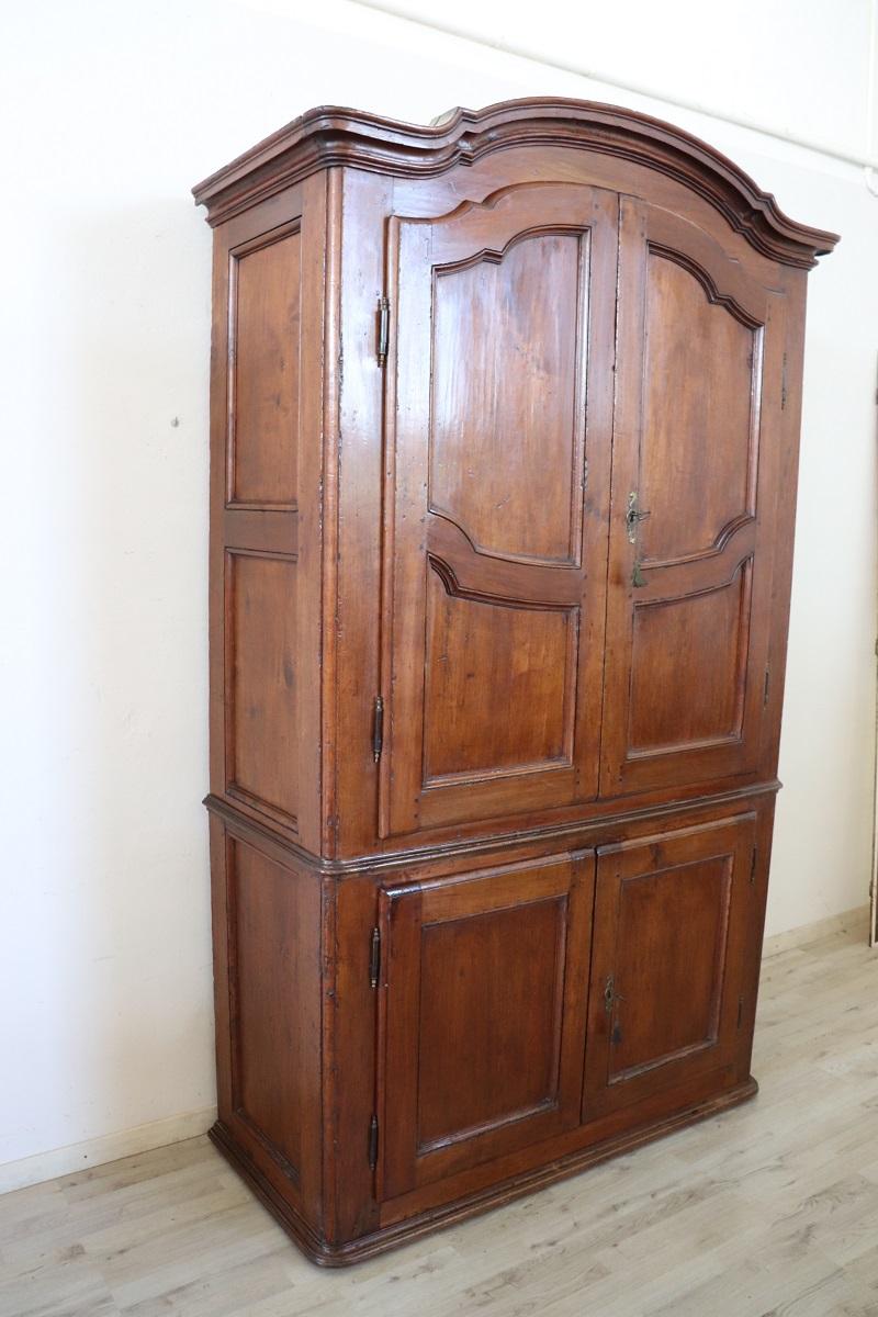 Mid 18th Century Italian Louis XV Solid Poplar Wood Antique Cupboard or Cabinet For Sale 6