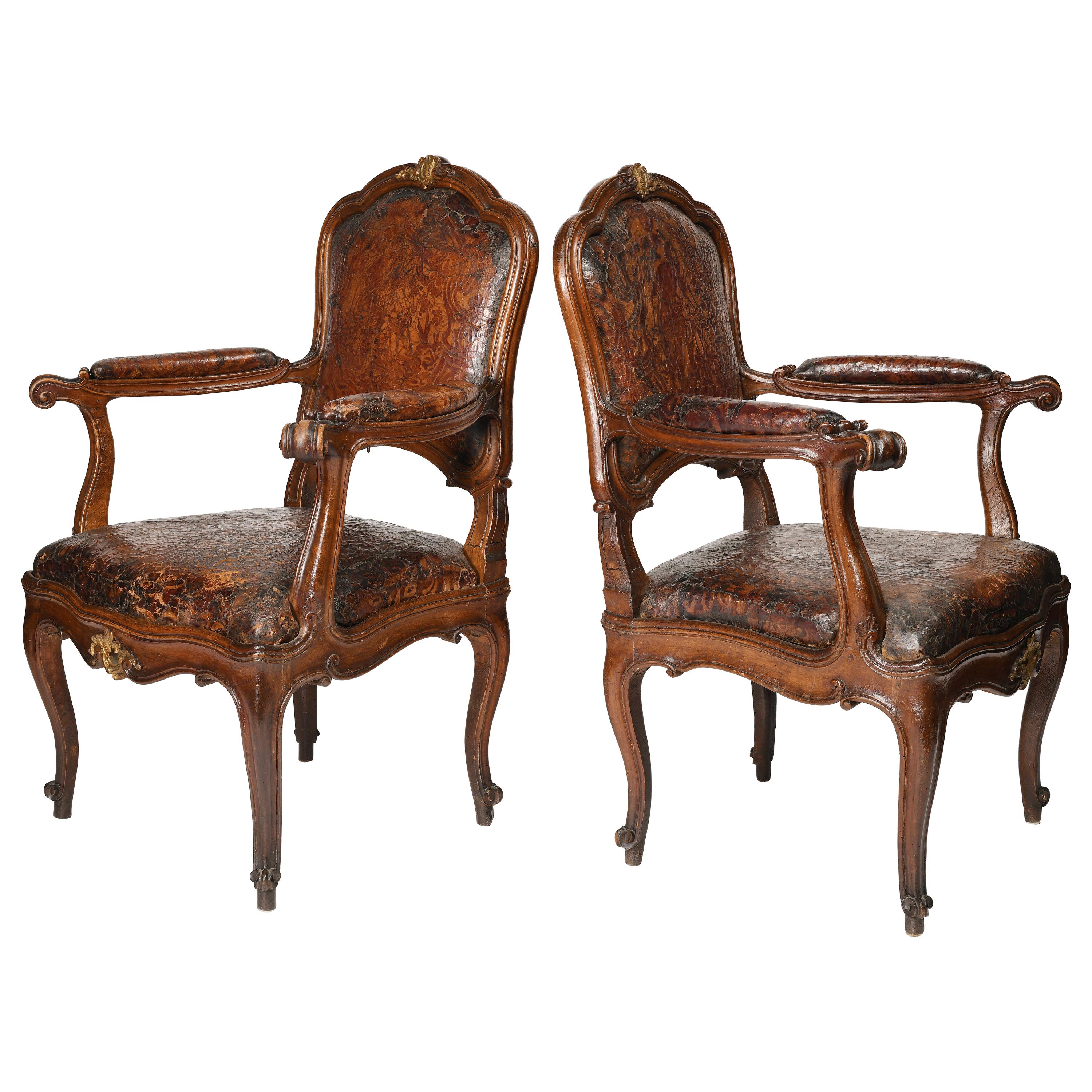 Mid-18th Century Italian Pair of Armchairs with Leather Covers, Milan circa 1750