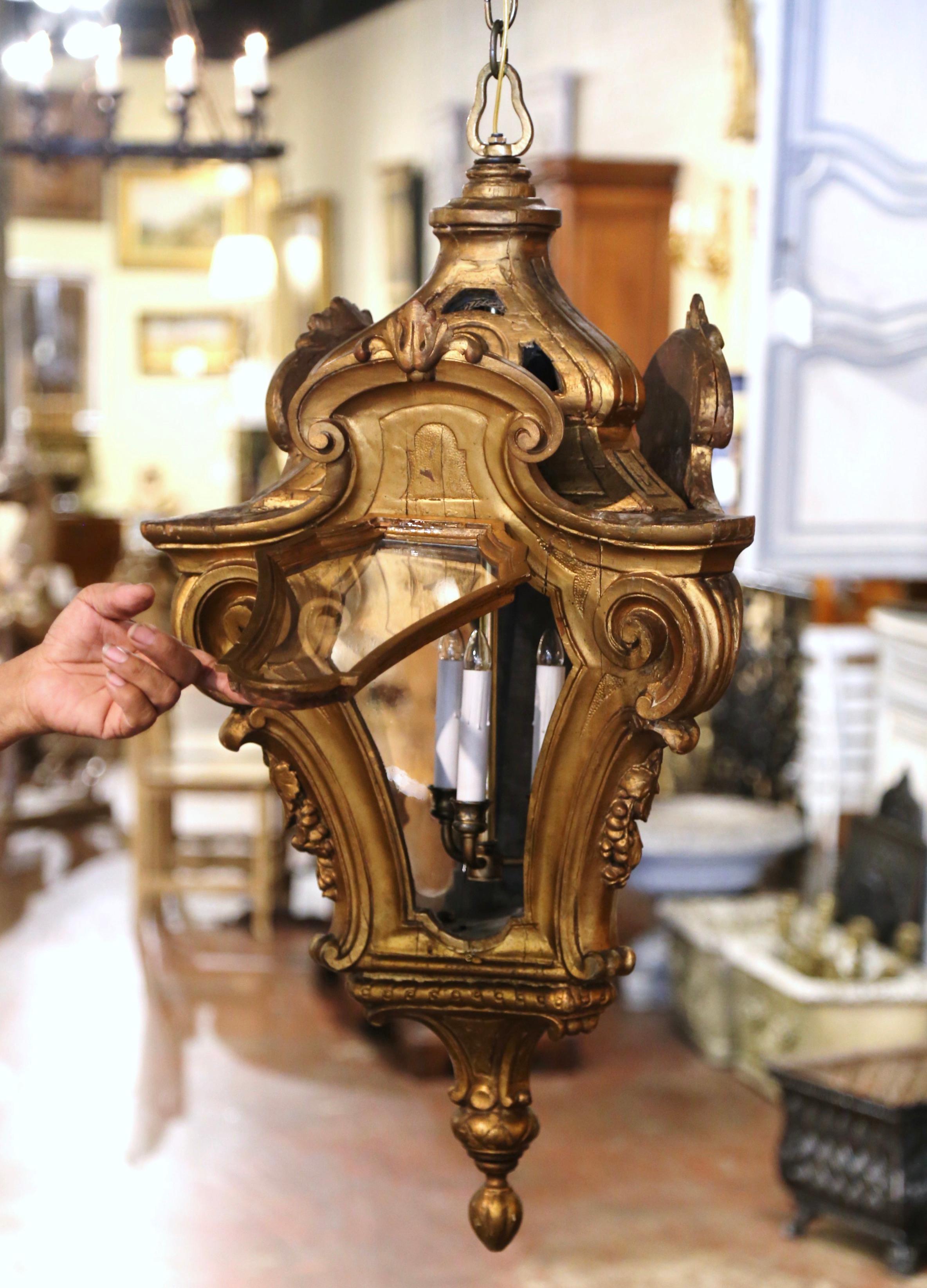 Mid-18th Century Italian Rococo Carved Giltwood Three-Light Ceiling Lantern 3