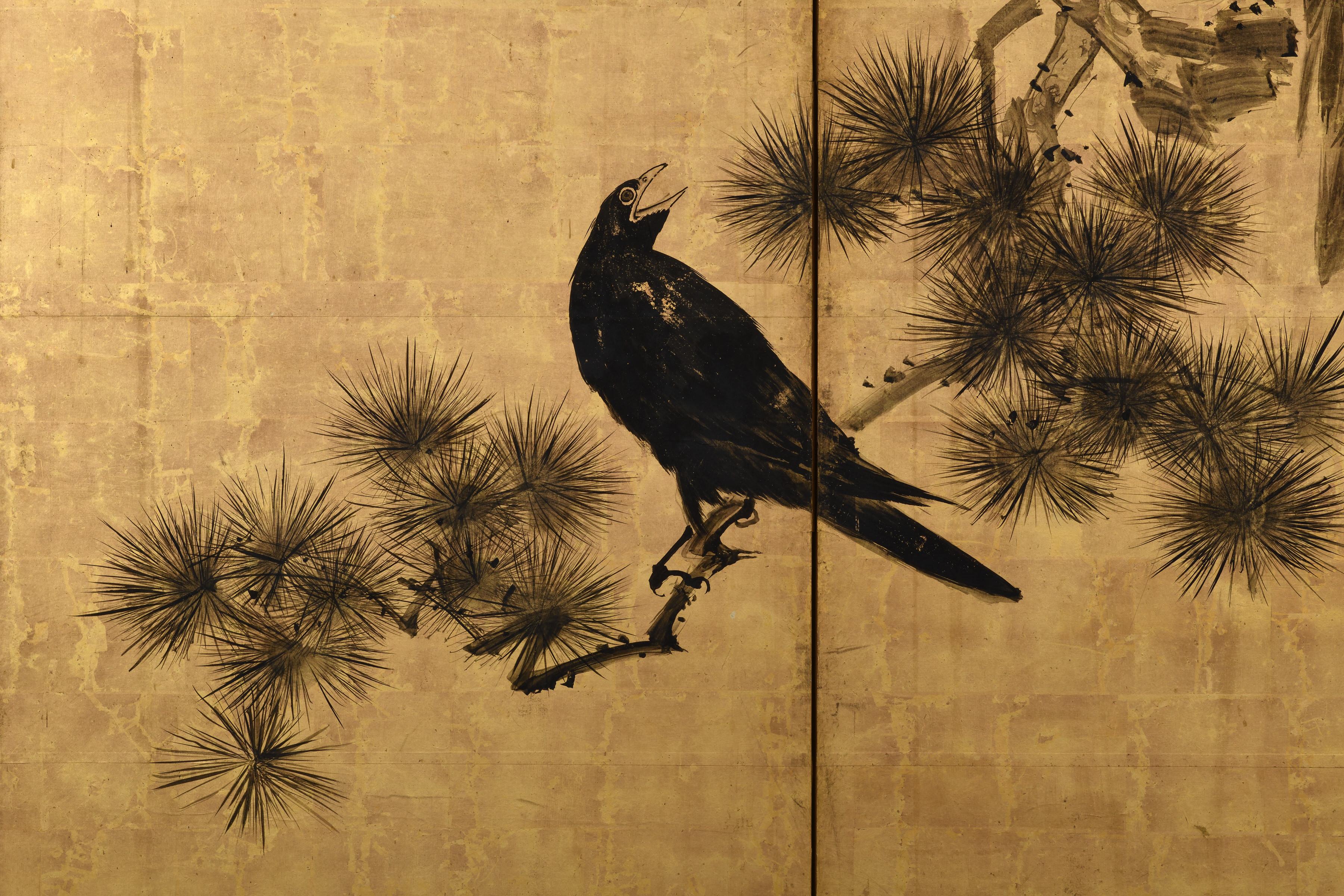 Mitte 18. Jahrhundert Japanischer Paravent Paar. Crows & Pines von Unkoku Toshuku. (Blattgold) im Angebot