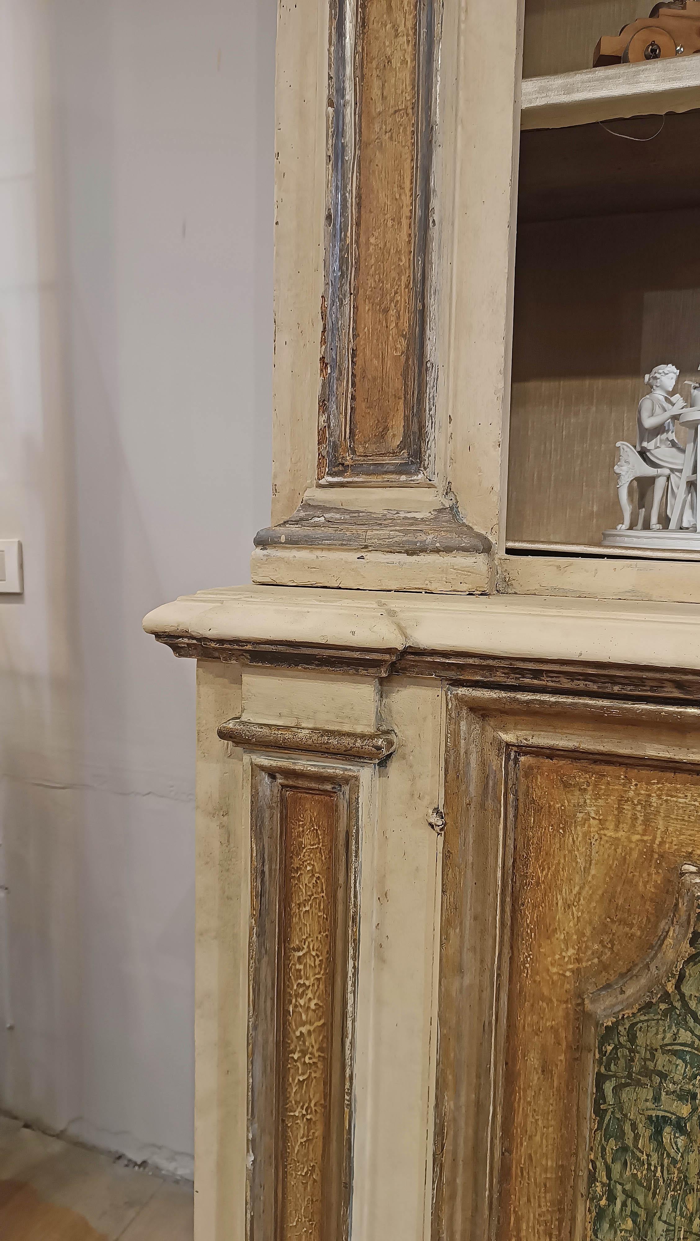 MID-18th CENTURY LARGE PAINTED BOOKCASE For Sale 3