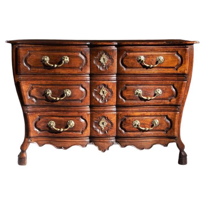Mid-18th Century Louis XV Bombe Shaped Chestnut Provincial Commode