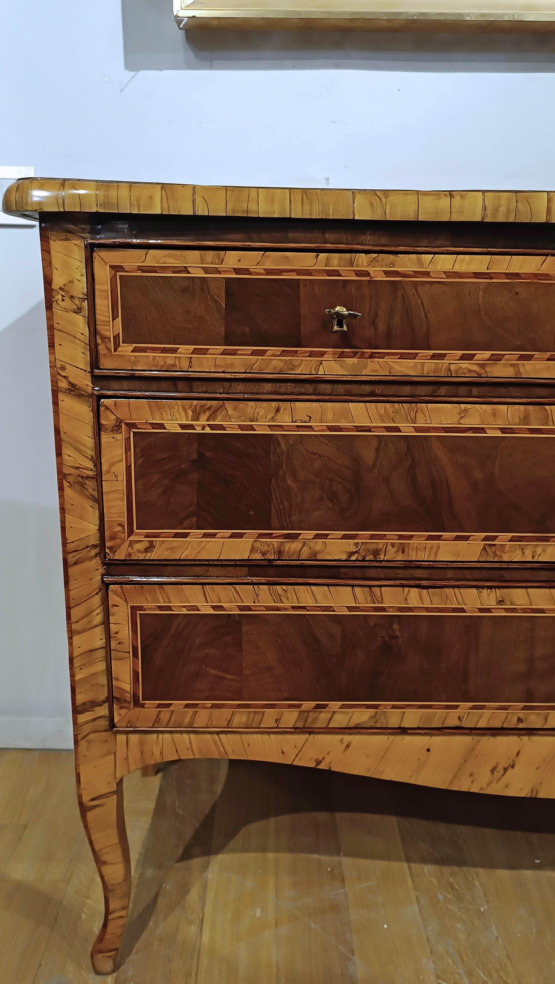 Nutwood MID 18th CENTURY LOUIS XV CHEST OF DRAWERS  For Sale
