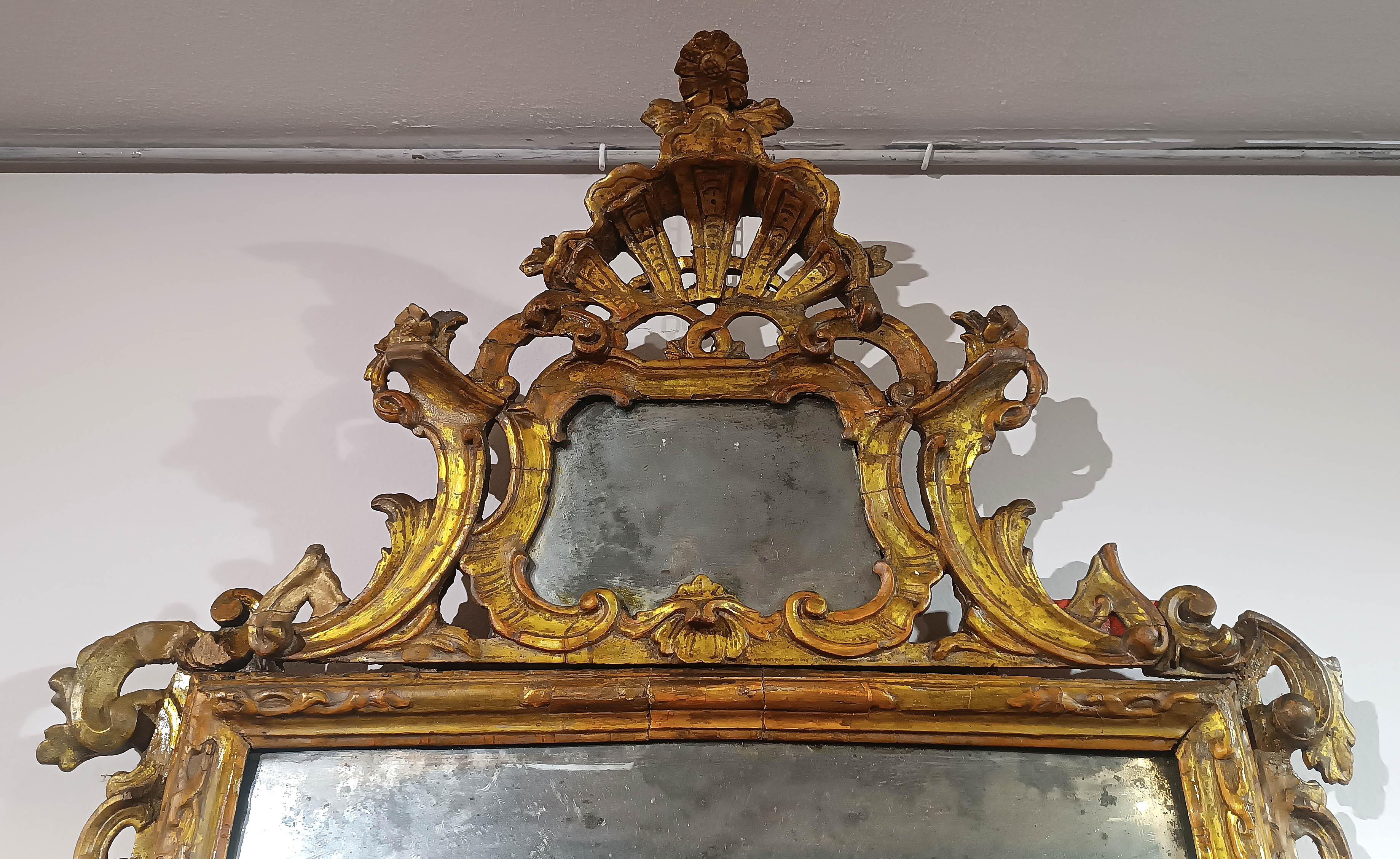 MIROIR LOUIS XV DU 18e SIÈCLE EN BOIS D'ARGENT ET MECCA en vente 3